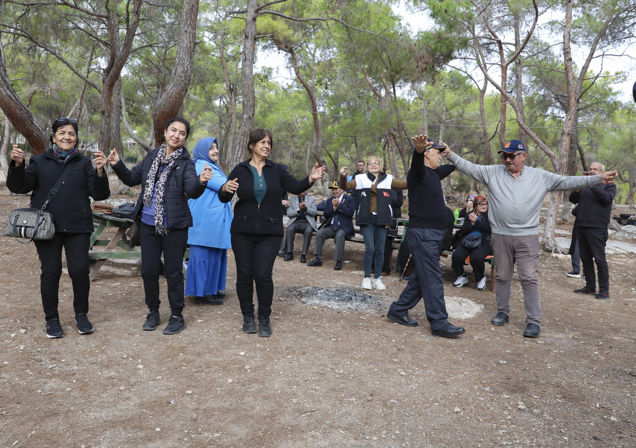 Büyükşehi̇r, Gazi̇ler Ve Şehi̇t Ai̇leleri̇ni̇ Kuyuluk Tabi̇at Parki’nda Pi̇kni̇kte Buluşturdu (3)