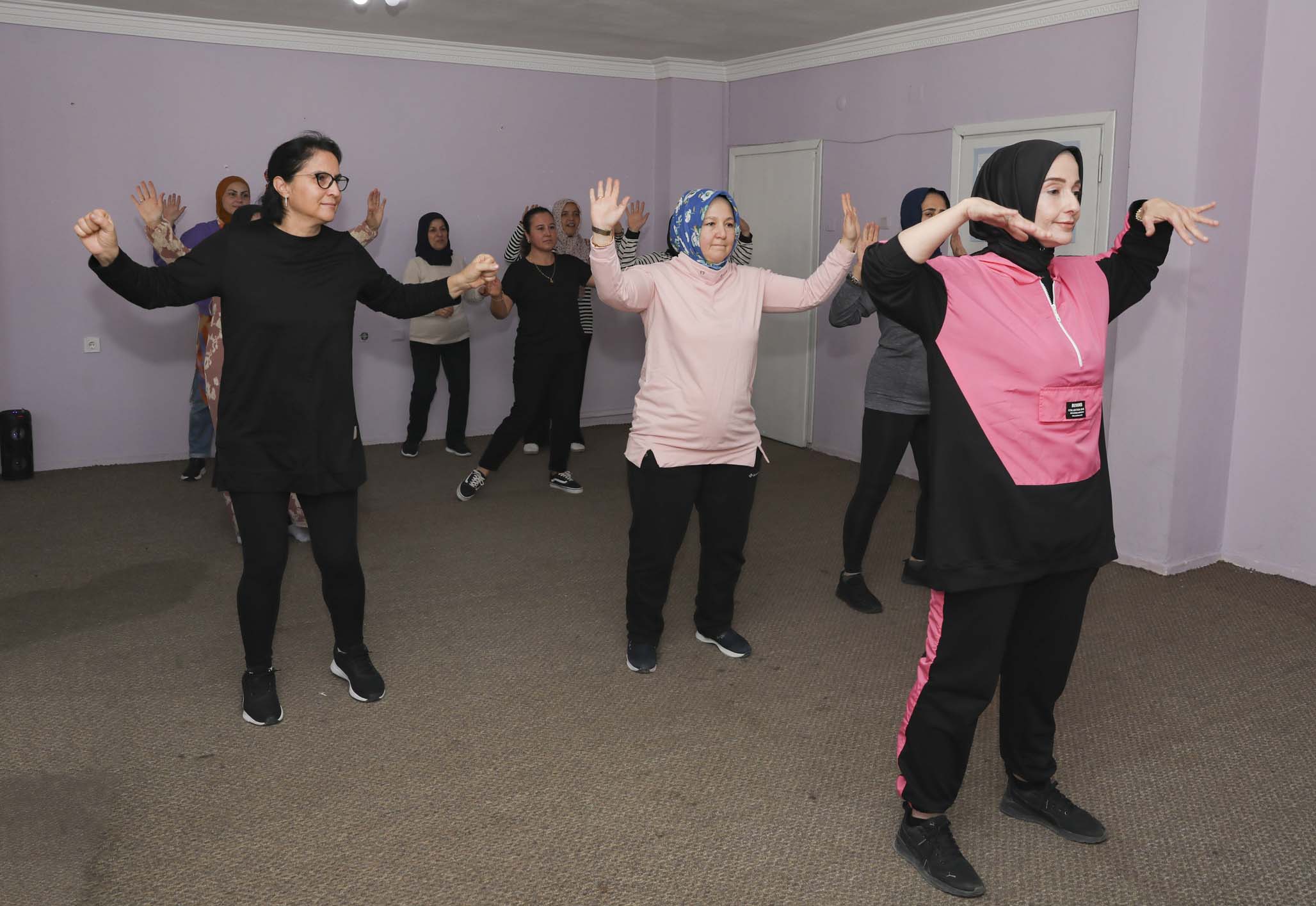 Büyükşehi̇r Tömük’te Kadin Emeği̇ne Değer Katiyor (3)