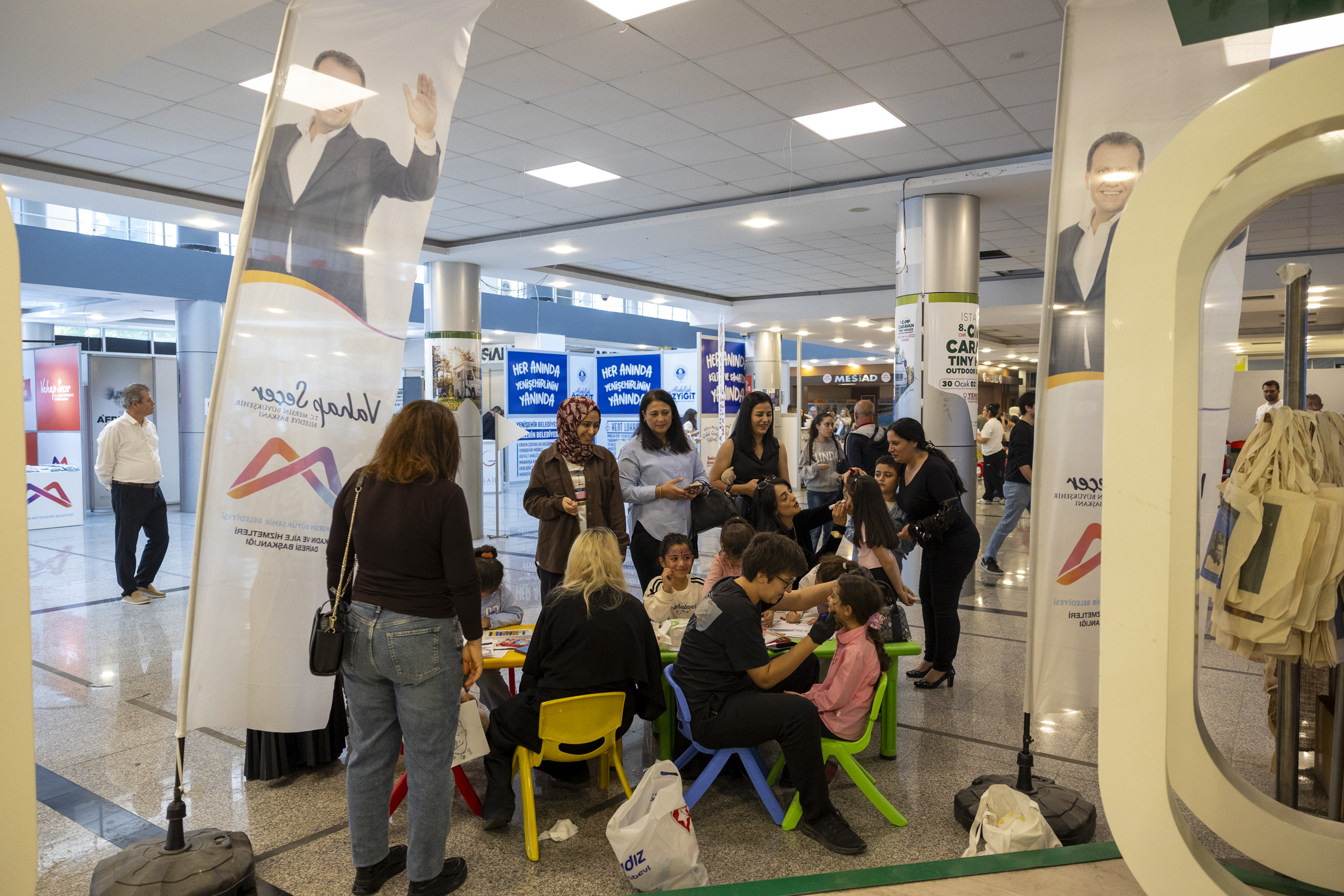 Cnr Mersi̇n Ki̇tap Fuari Bu Yil Oku Mottosuyla Hayat Buldu (2)