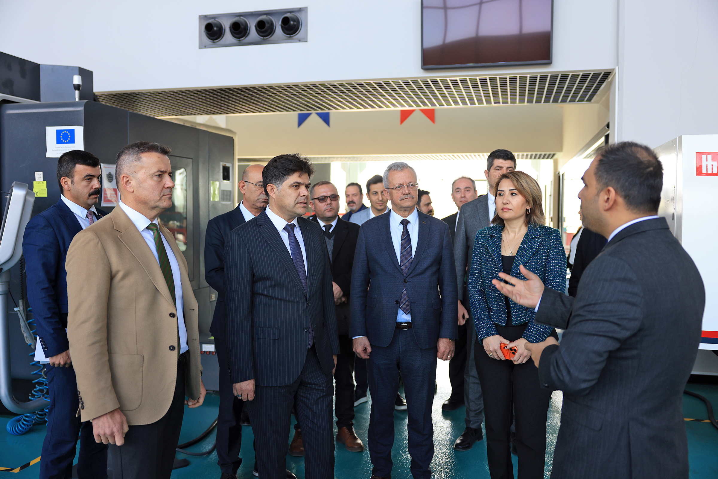 D4503208 D015 40F0 B92F D1C415C81C3C