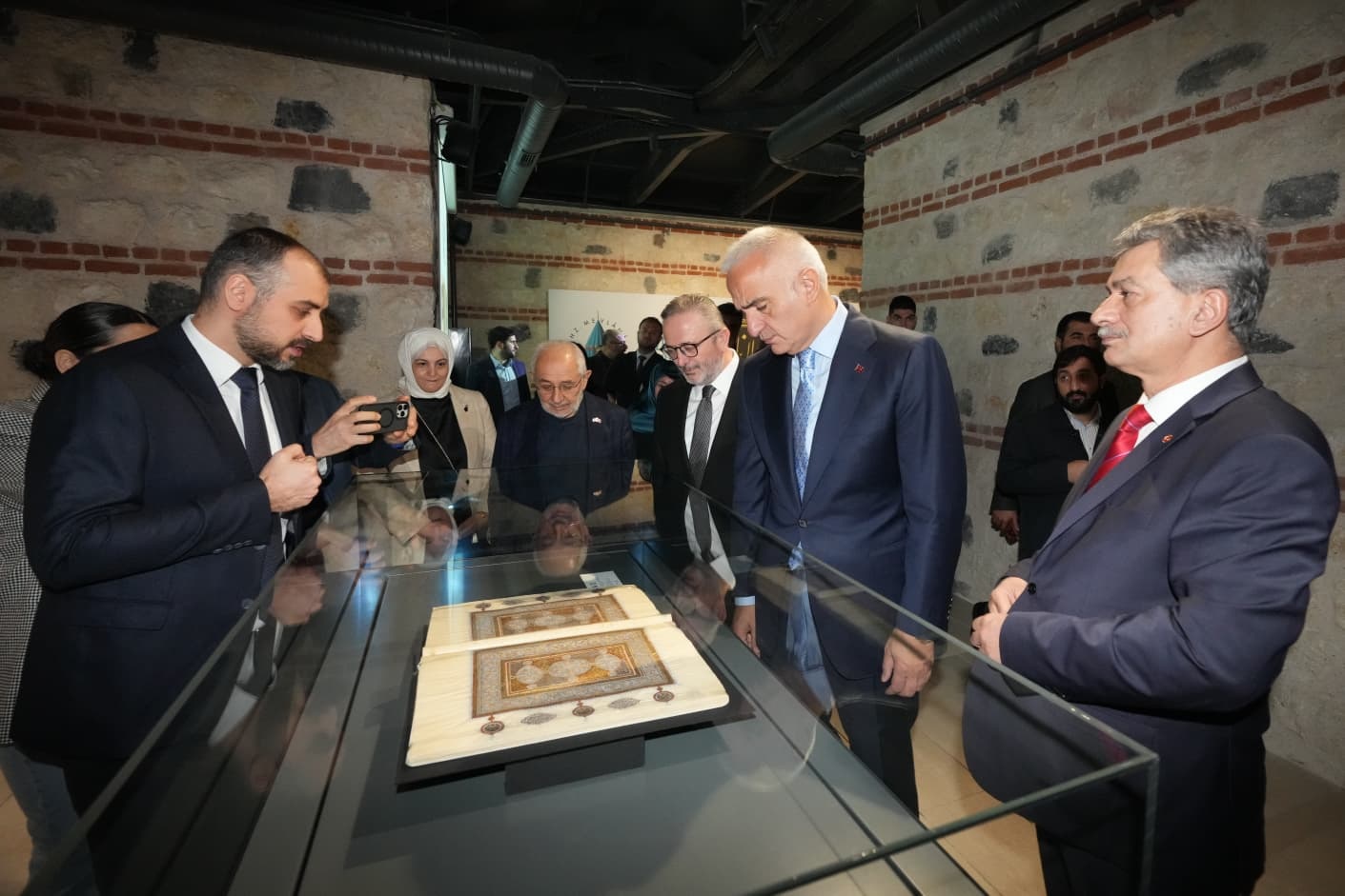 I S T A N B U L B A K A N E R S O Y M A N A V E N A K I S S E R 1048922 311258