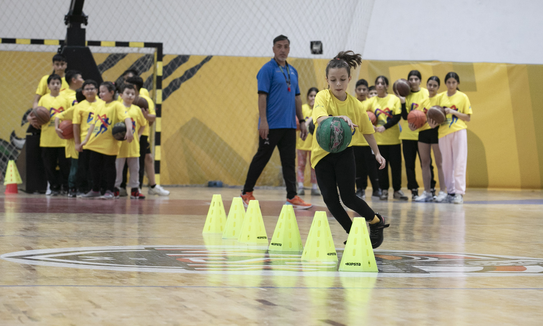 Mersi̇n Büyükşehi̇r Beledi̇yesi̇’ni̇n Basketbol Kurslari İle Çocuklar Sporla Yeti̇şi̇yor (6)