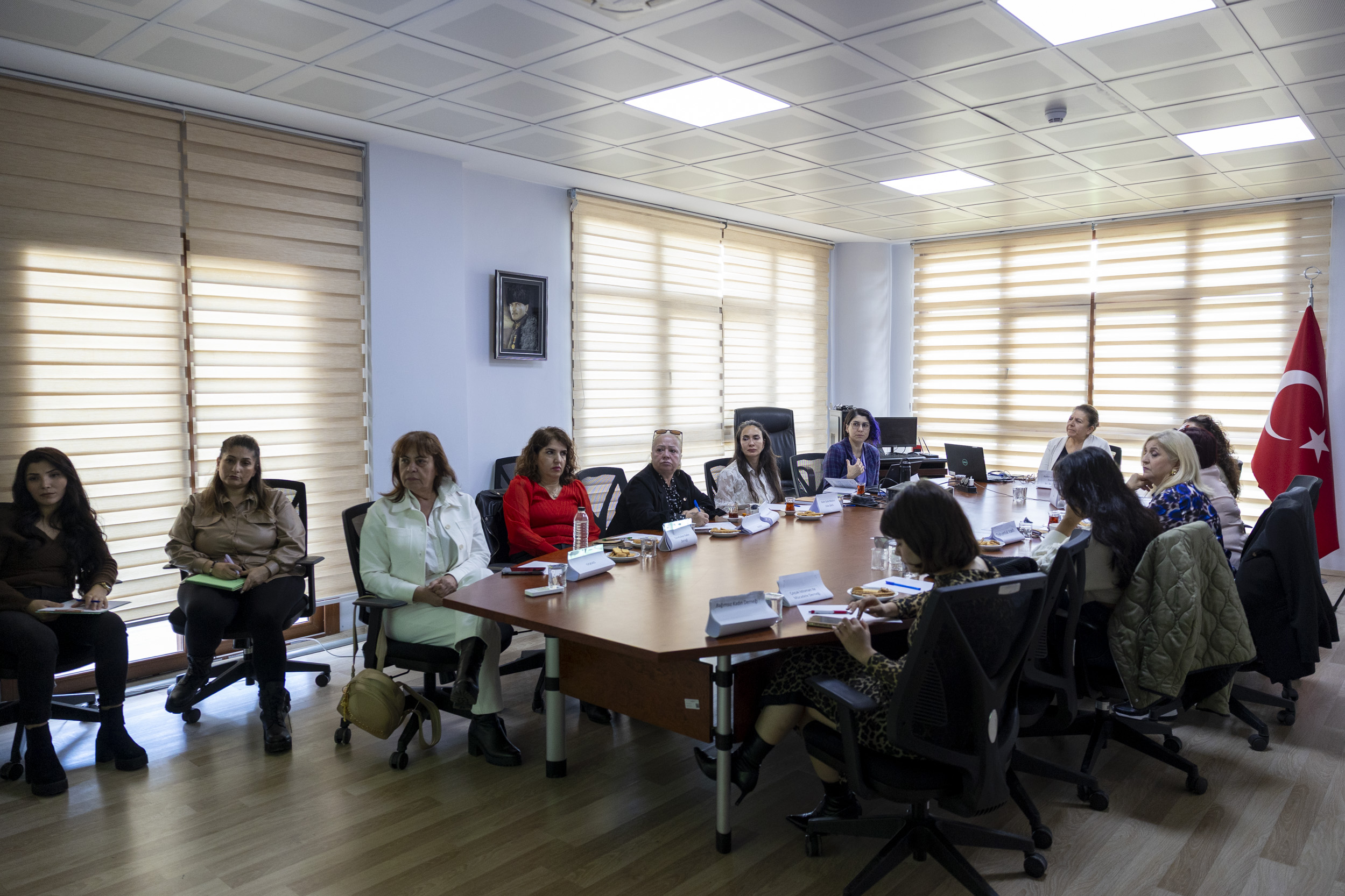 Mersi̇n Büyükşehi̇rden Kadin Dostu Kent Poli̇ti̇kalarinda Önemli̇ Adimlar (3)