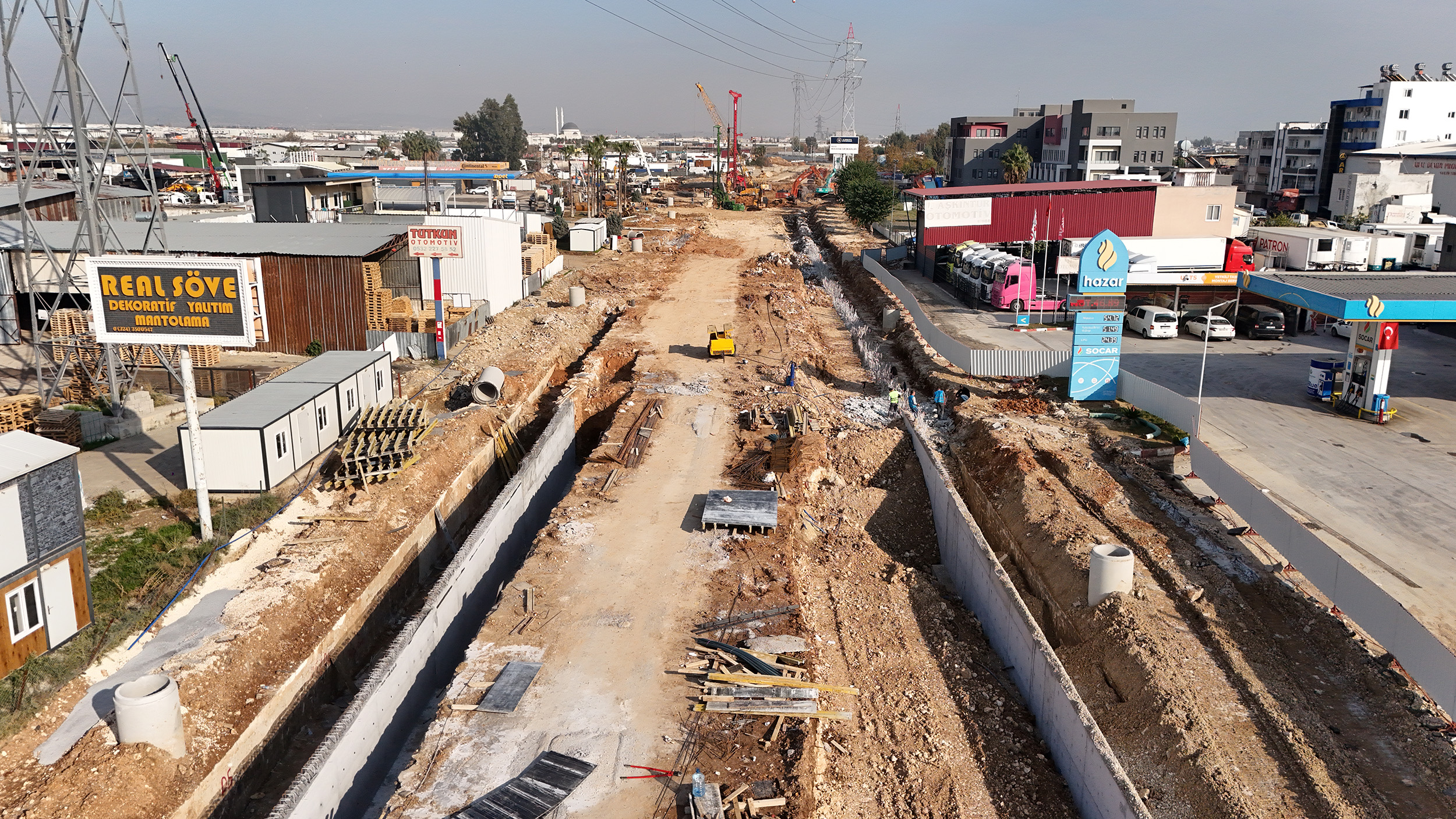 Mersi̇n Trafi̇ği̇ne Nefes Aldiracak Projede Çalişmalar Hizla Devam Edi̇yor (6)