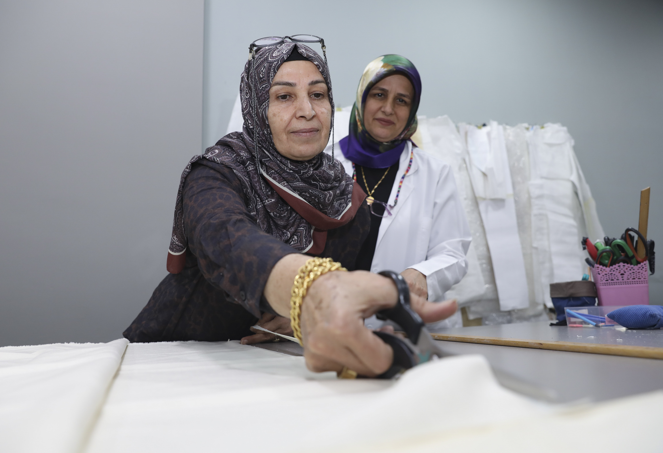 Özel Bi̇rey Anneleri̇ Büyükşehi̇r İle Hem Sosyalleşi̇yor Hem El İşi̇ Öğreni̇yor (4)