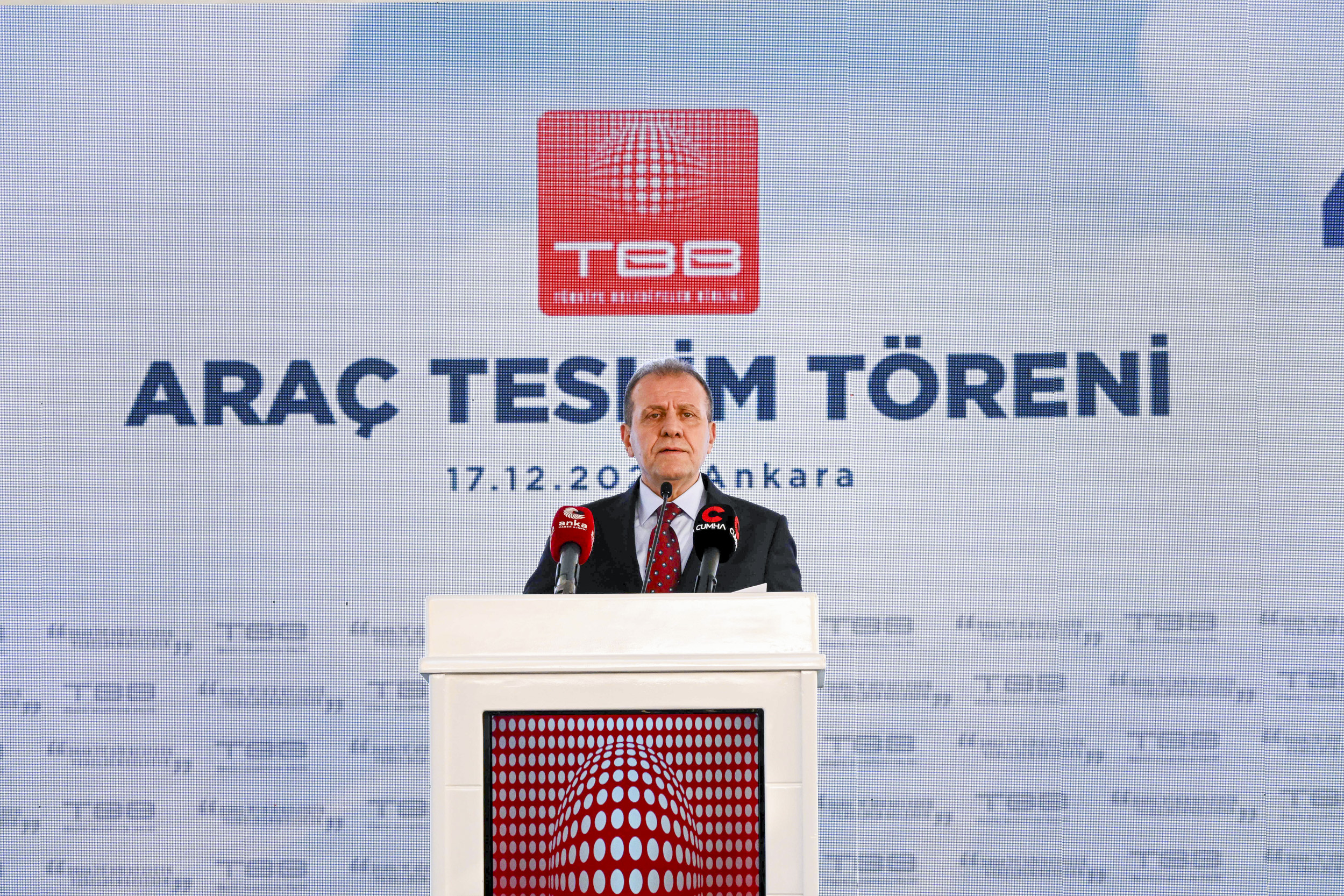 Seçer “Türki̇ye’de Geleceğe Umutla Bakacak Bi̇r Toplum Yaratacaksak Bunu Yerelden Başlatacağiz” (5)