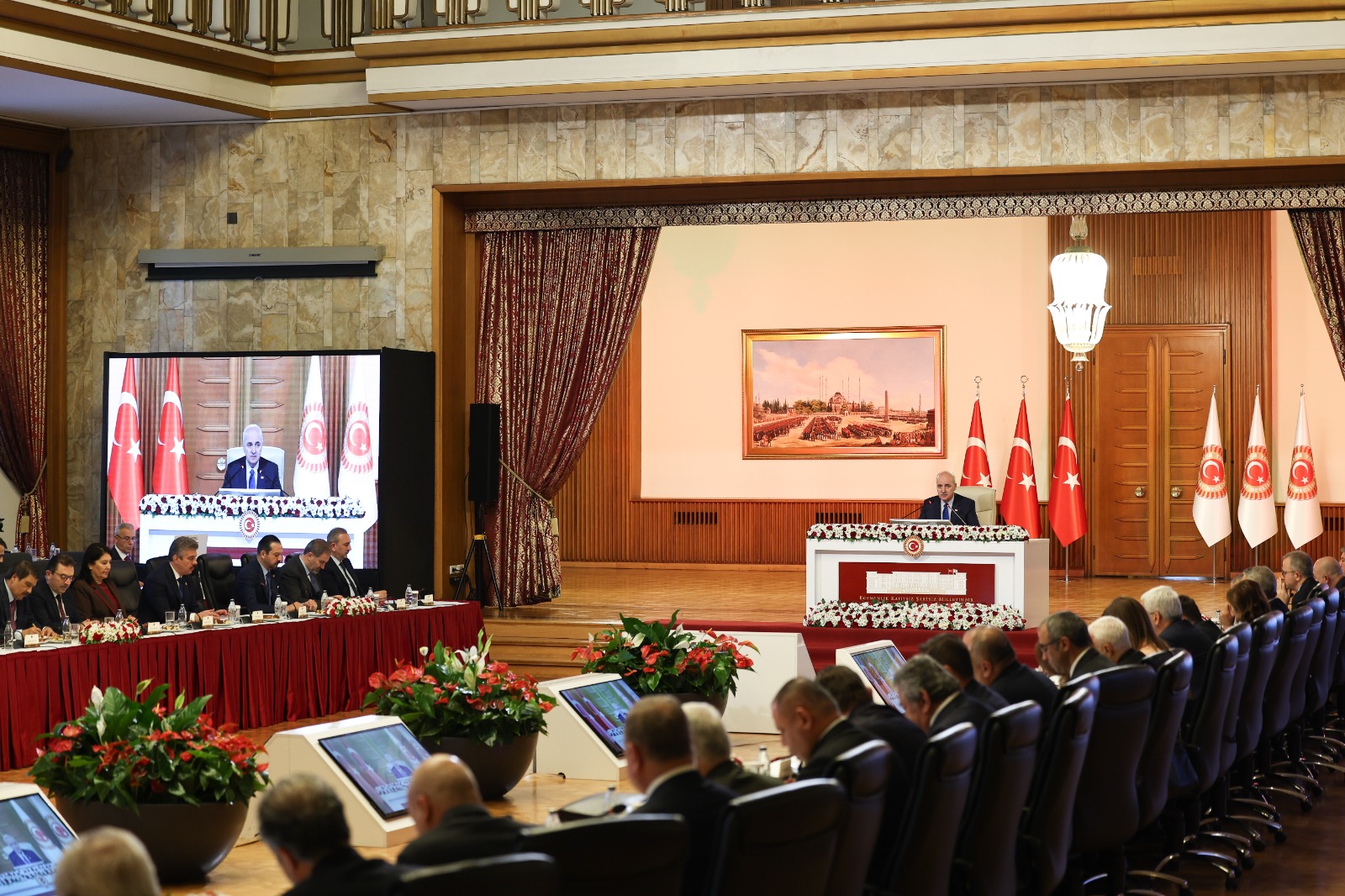 T B M M B A S K A N I K U R T U L M U S R A P O R L A M A S A F H A S 1048093 311005