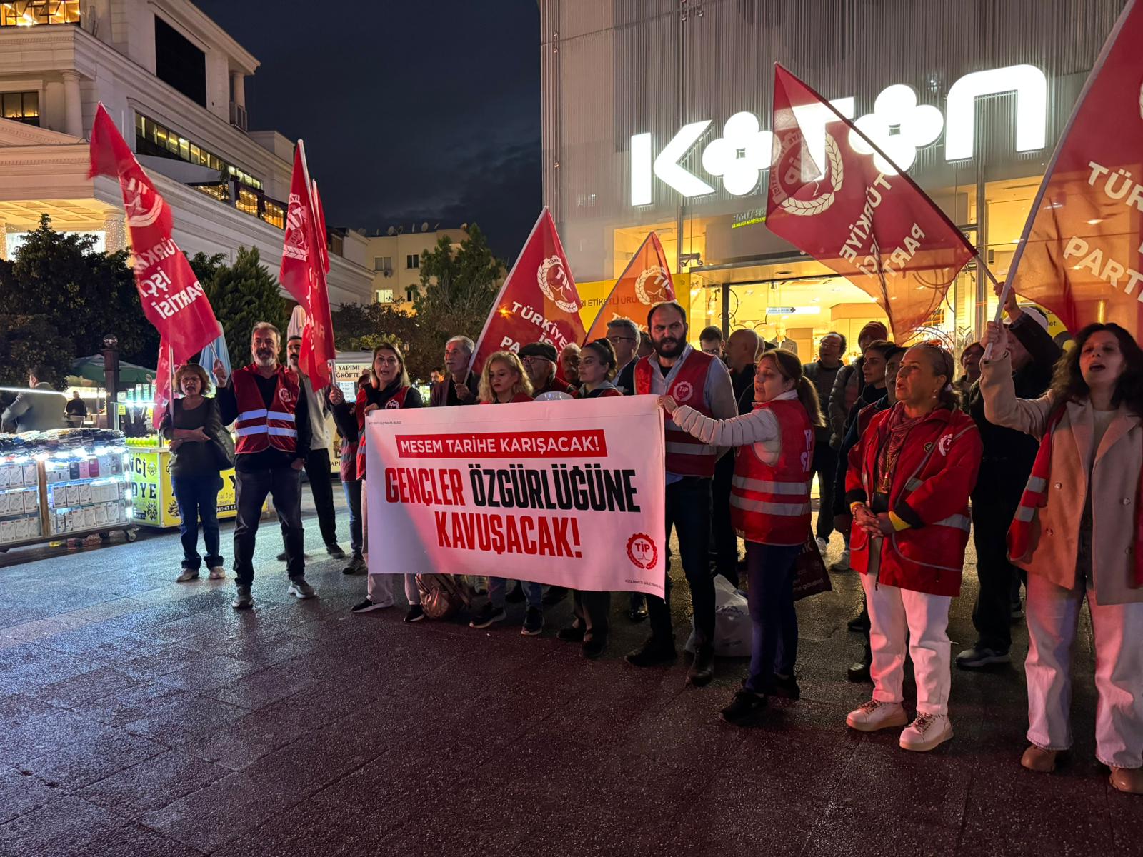 Whatsapp Görsel 2025 12 04 Saat 20.29.21 66Bcfd98