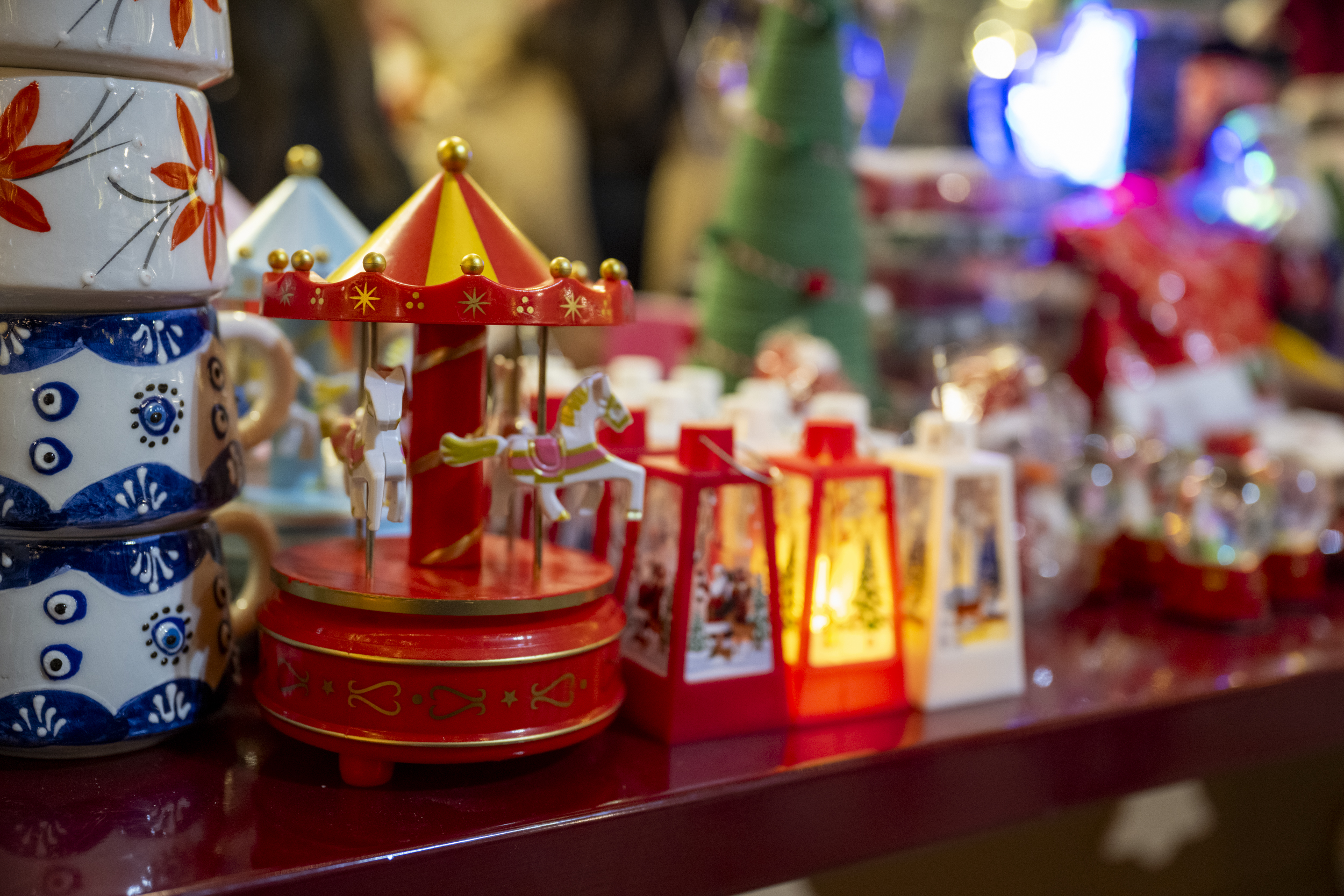 Yeni̇ Yil Coşkusunun Adresi̇ Büyükşehi̇r’i̇n Yilbaşi Pazari (3)