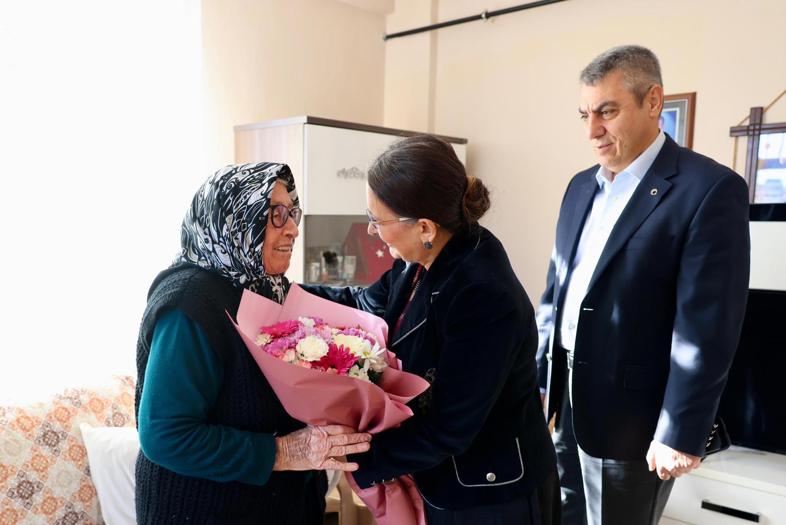 617118831 1350600000429292 8179640478369363394 N