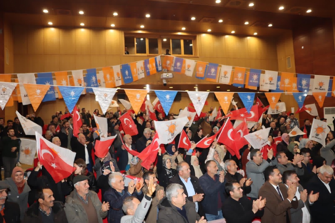 623807307 17982300929951850 4769498586726376525 N