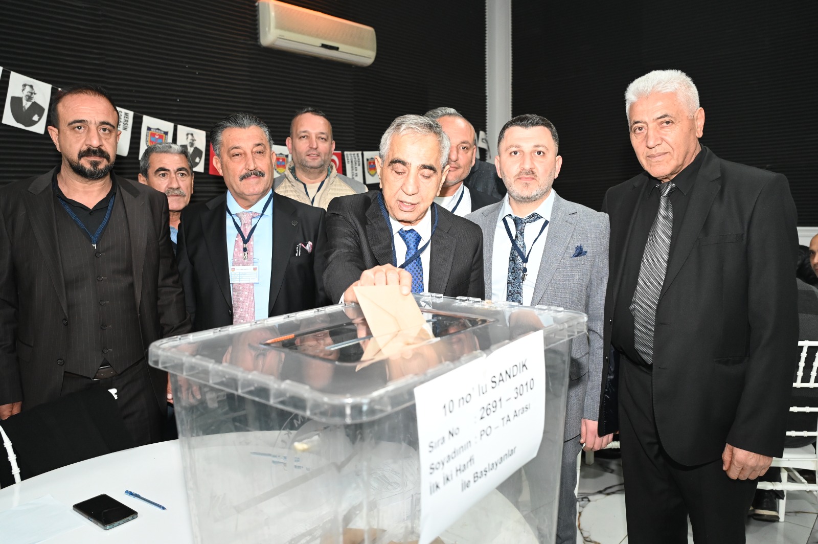 8F618901 Ee1C 4604 A993 00F3168Ae4Ba