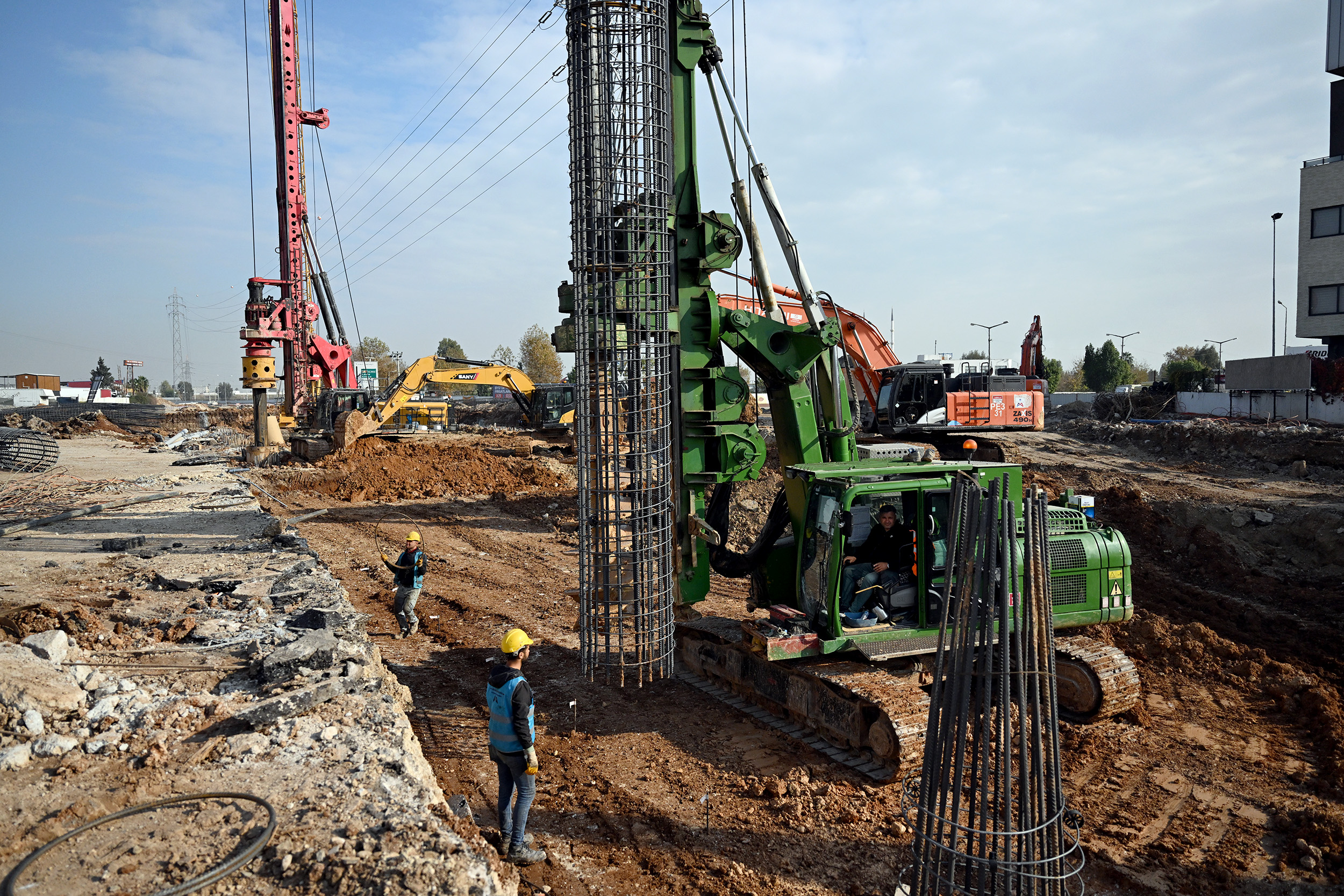 Büyükşehi̇r 2025 Yilinda Mersi̇n’i̇ Güçlü Bi̇r Ulaşim Altyapisina Kavuşturdu (4)