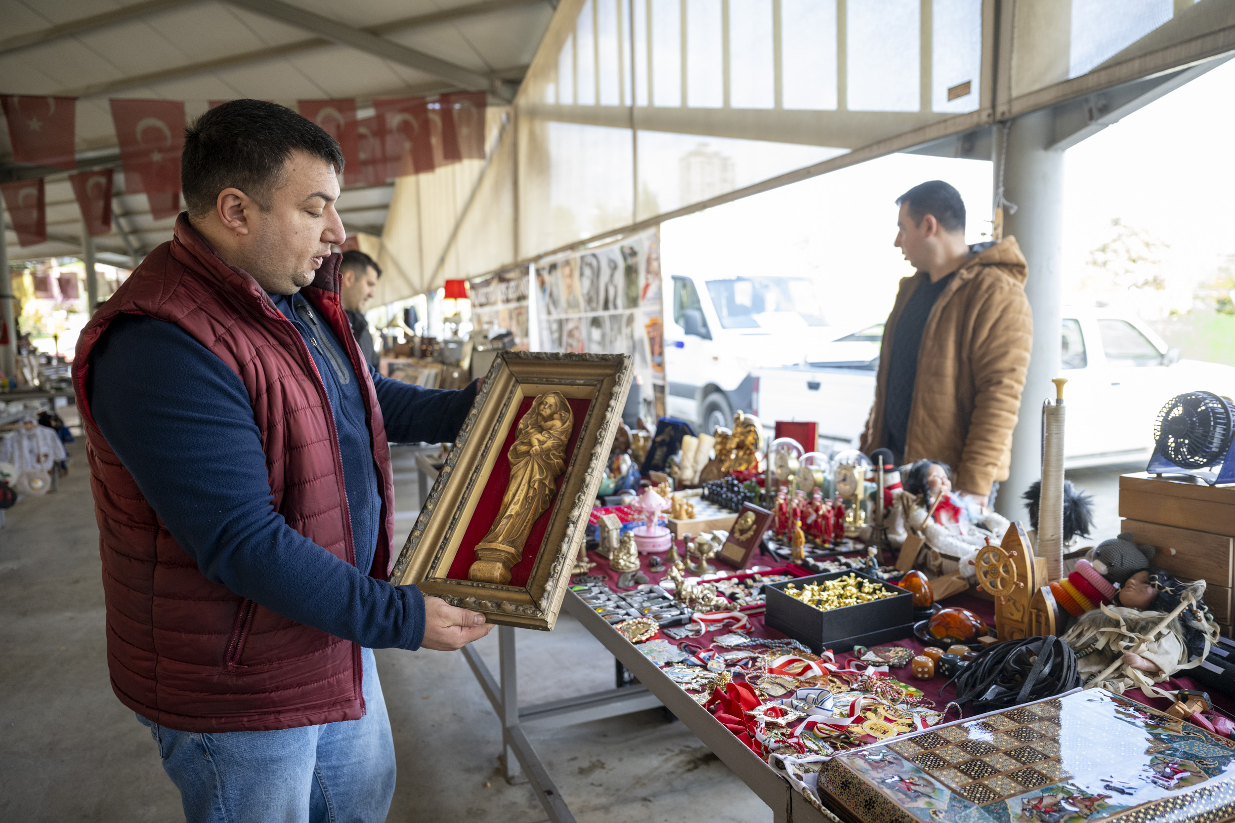 Büyükşehi̇r’i̇n Anti̇ka Pazari, Vatandaşlarin Uğrak Noktasi (4)