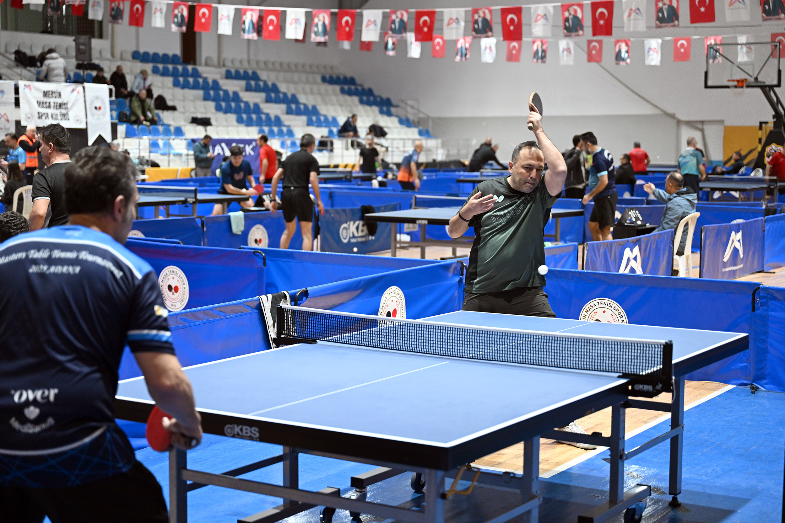 Büyükşehi̇r’i̇n Destekleri̇yle, 5. Ulusal Masa Teni̇si̇ Veteran Turnuvasi Düzenlendi̇ (1)