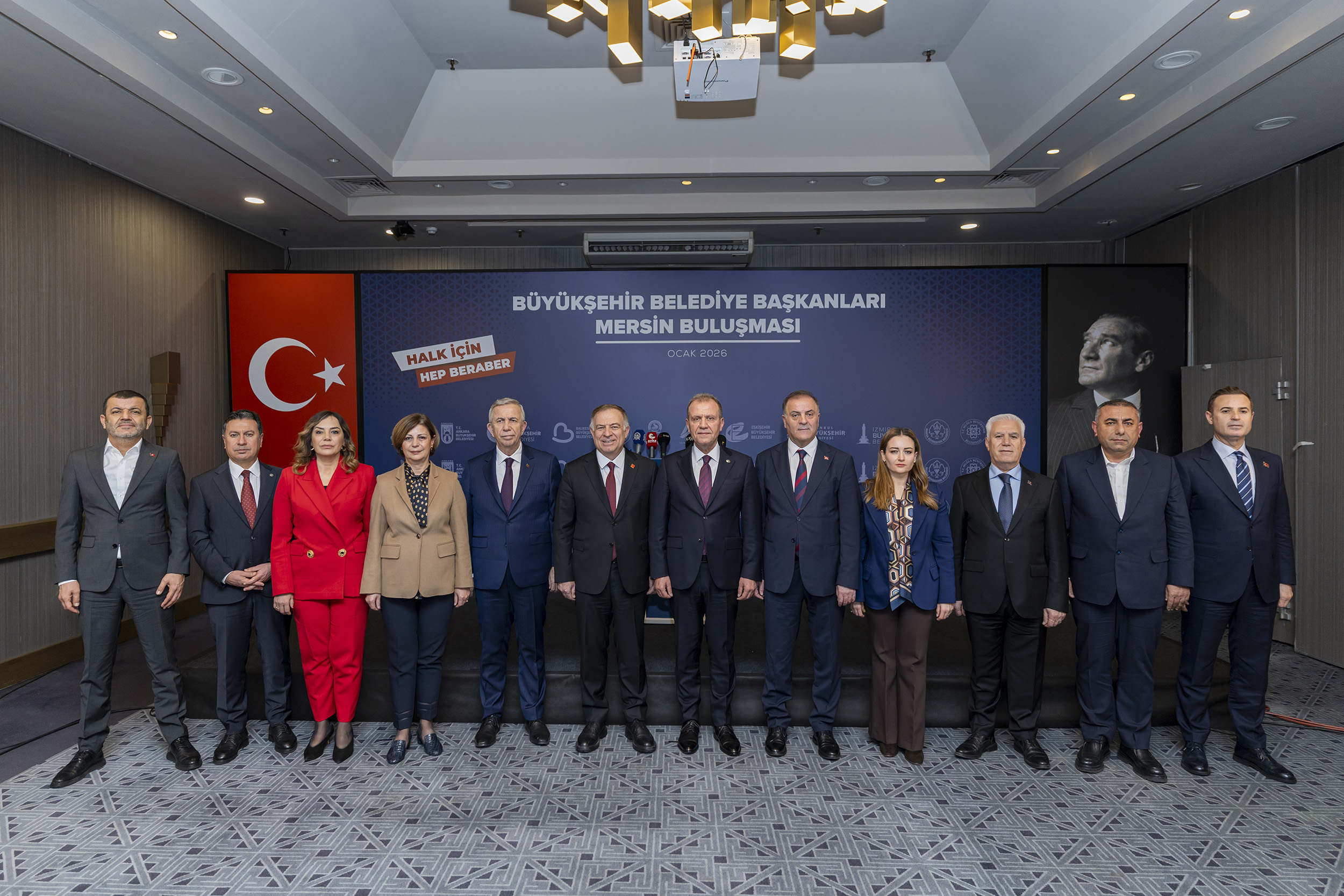 Chp’li̇ Büyükşehi̇r Beledi̇ye Başkanlarindan Ortak Açiklama (2)