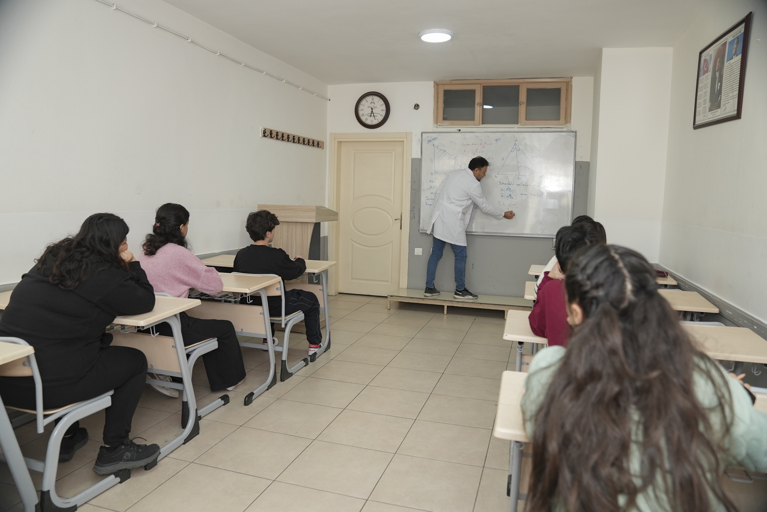 Li̇se Ve Üni̇versi̇te Yolculuğunda, Mersi̇n Büyükşehi̇r Öğrenci̇leri̇n Yaninda… (3)