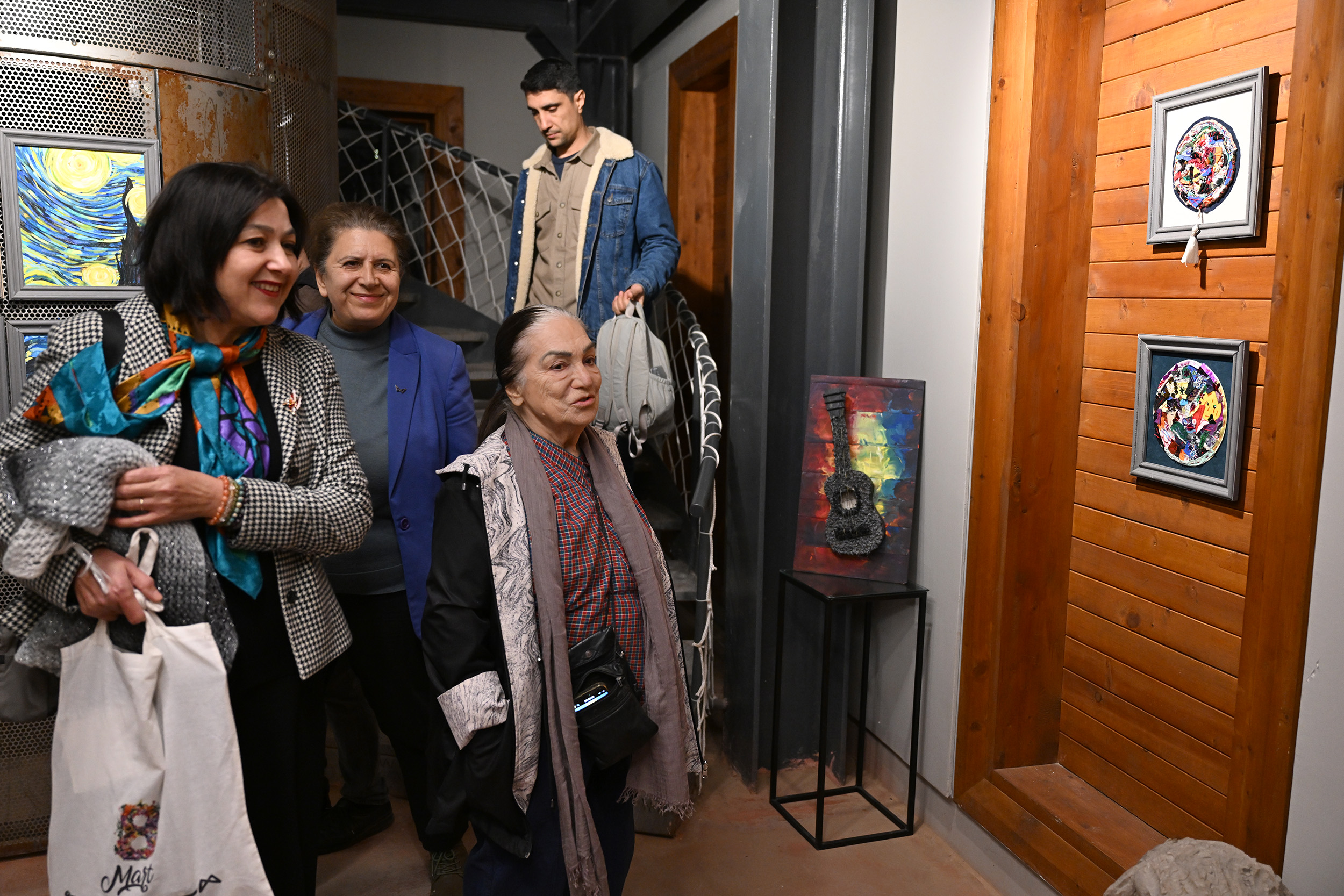 Mersi̇n Büyükşehi̇r Çocuk Kampüsü Öğrenci̇leri̇nden Sanat Şöleni̇... (2)