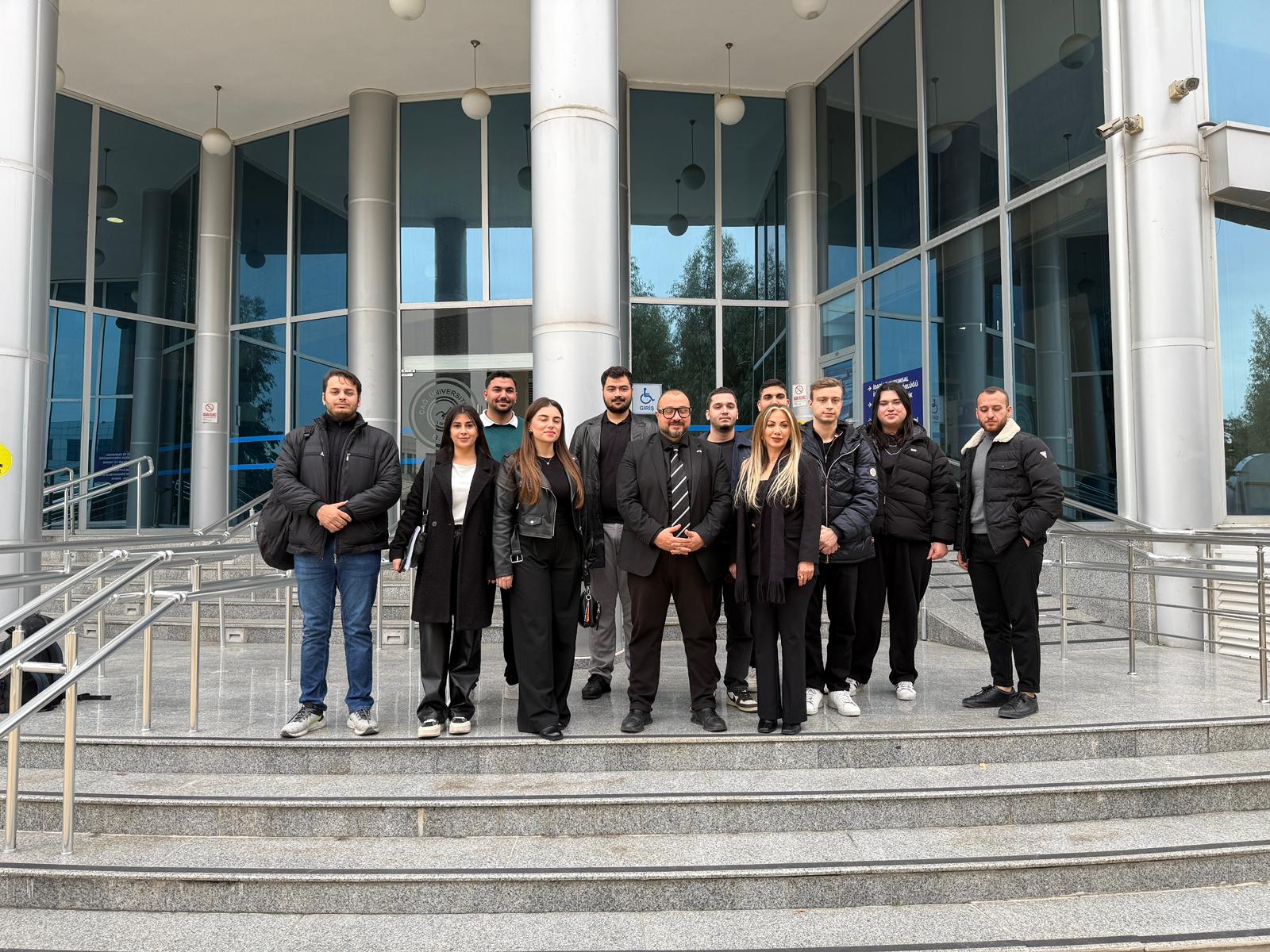 Mersi̇n Büyükşehi̇r Gençleri̇n Kari̇yer Yolculuğuna Destek Oluyor (1)