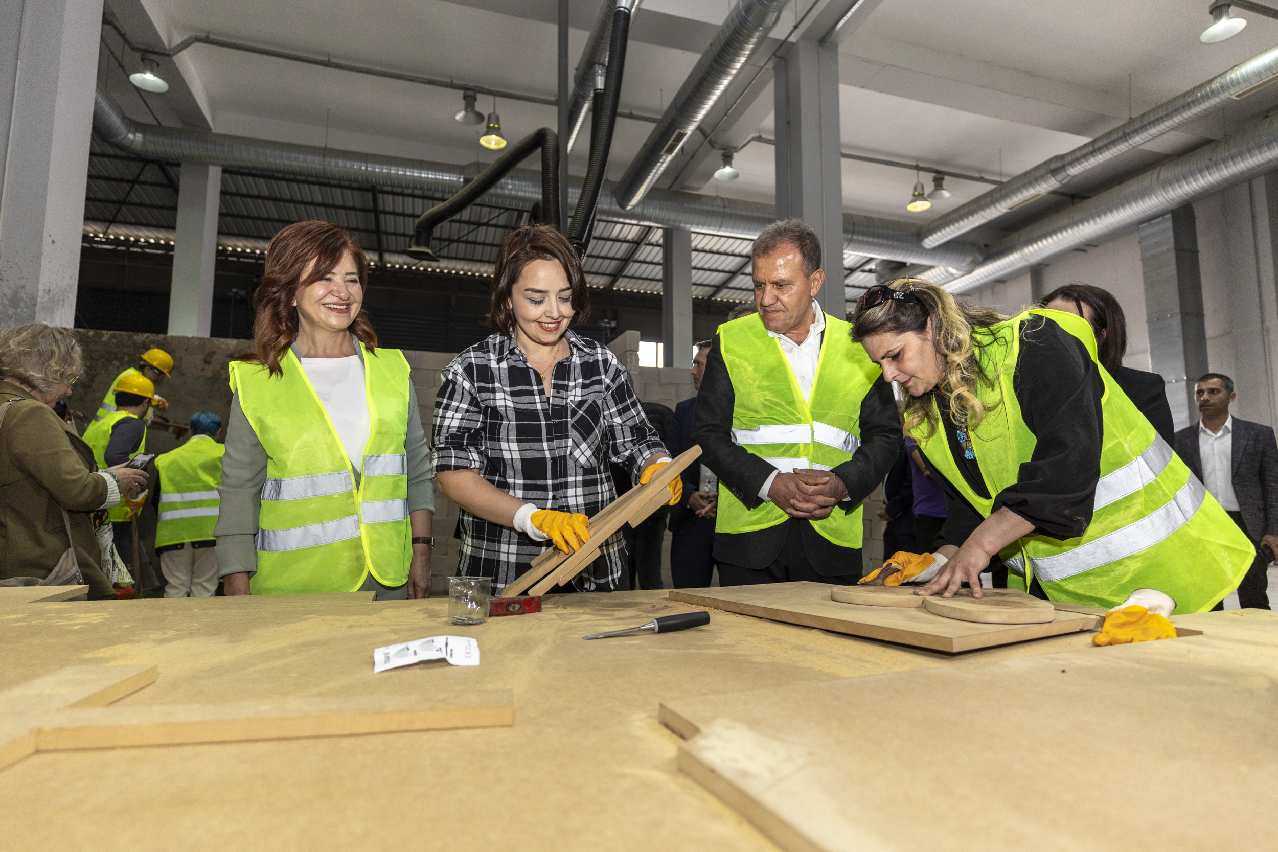 Mersi̇n Büyükşehi̇r’i̇n Sosyal Poli̇ti̇kalari Türki̇ye’ye Örnek Oluyor (3)