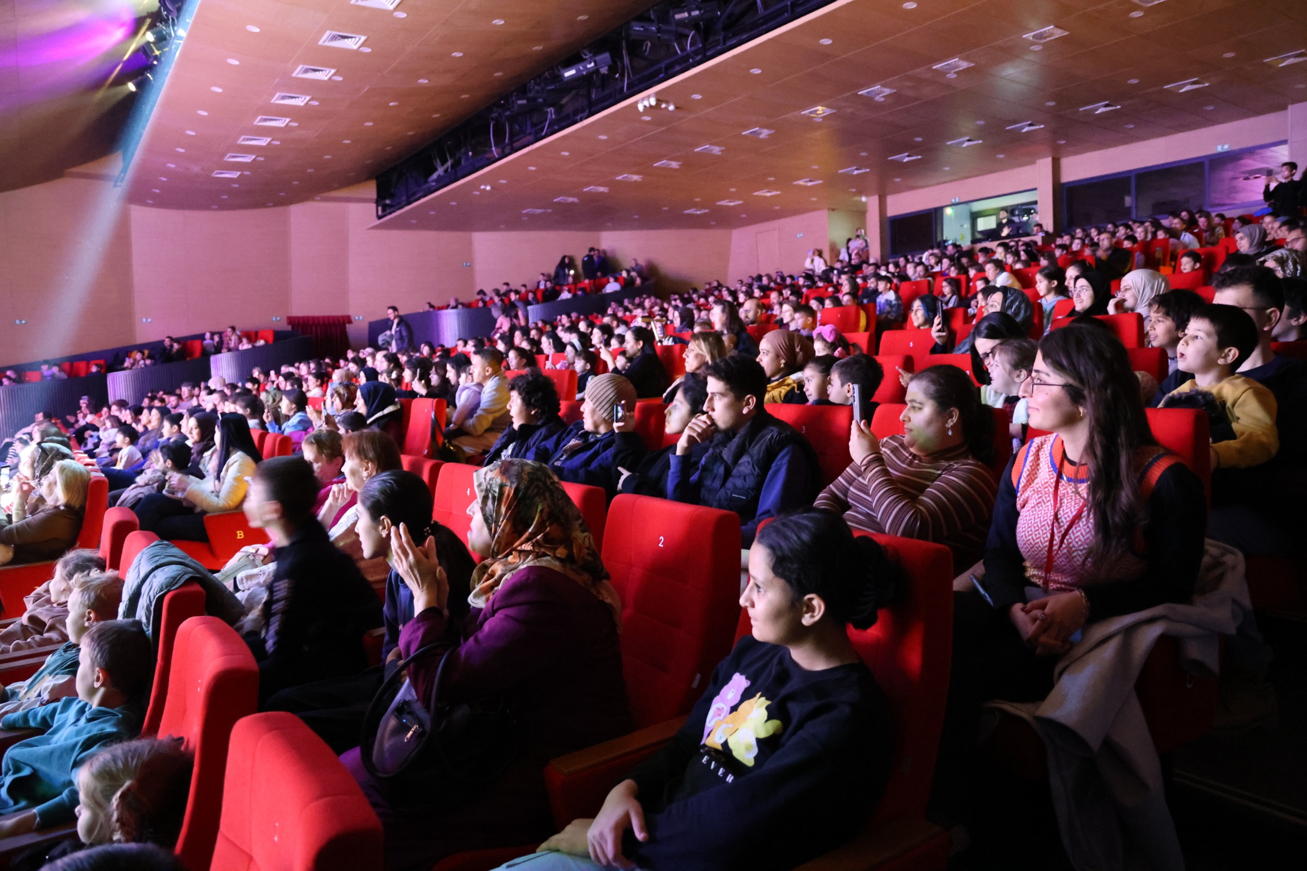 Tiyatro Etkinliği (2)