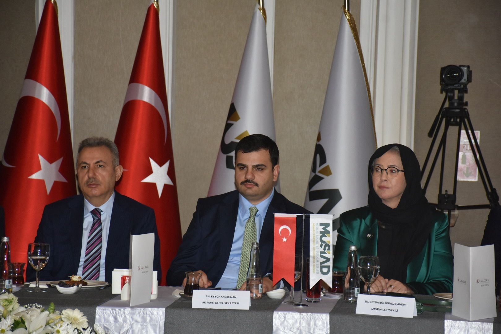 A K P A R T I G E N E L S E K R E T E R I I N A N’ D A N C H P’ Y E 1182839 351343