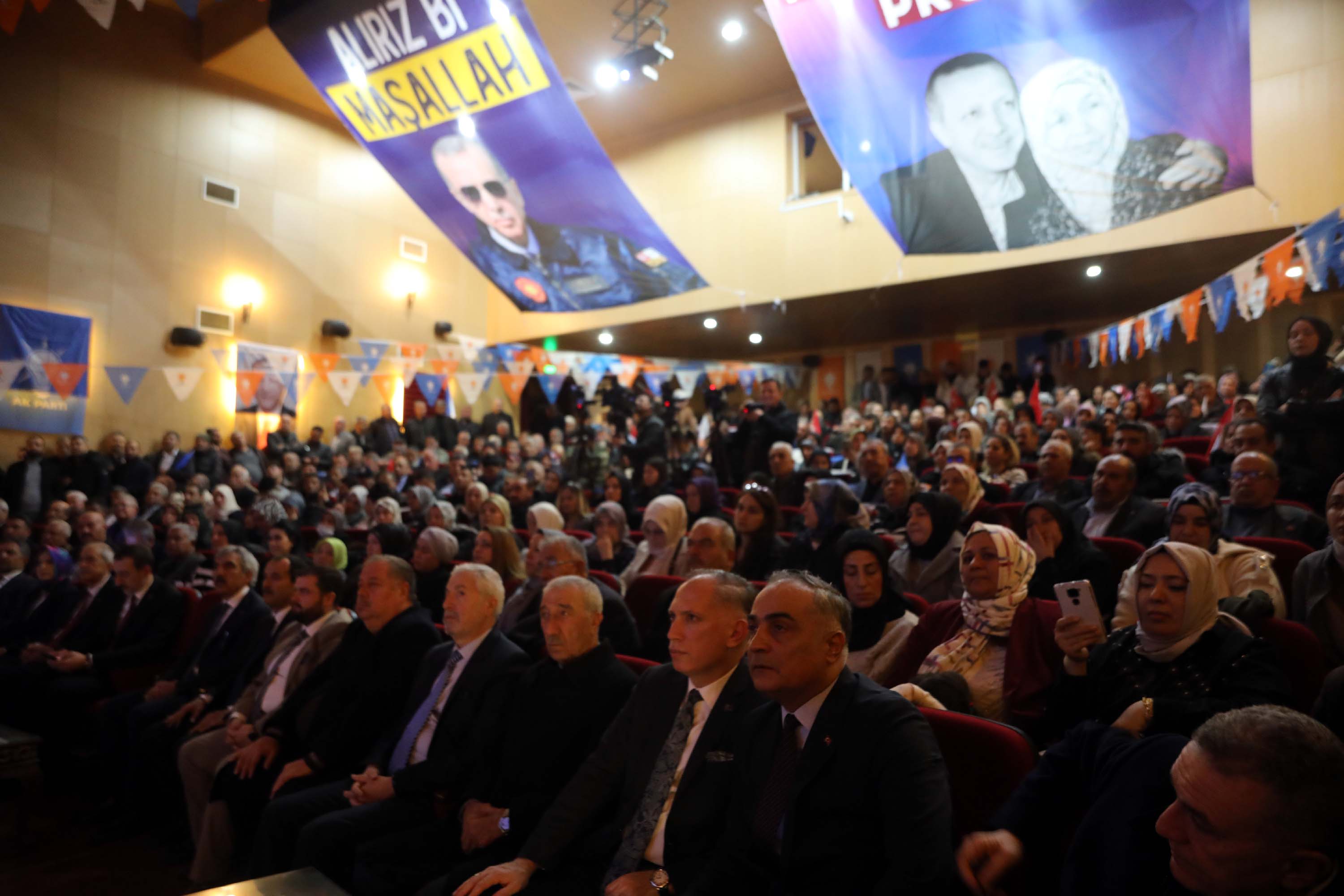 B A K A N G U L E R Y P G P Y D S D G T E R O R O R G U T U N U N 1161115 344818