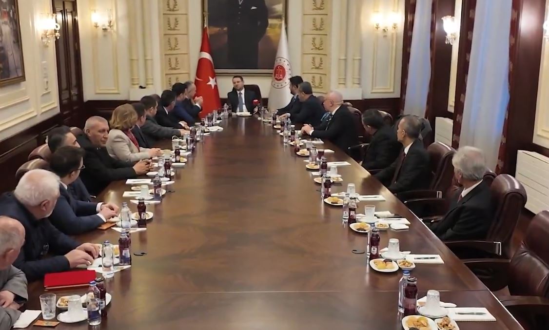 B A K A N G U R L E K N E V S E H I R V A L I S I A L I F I D A N 1175648 349234