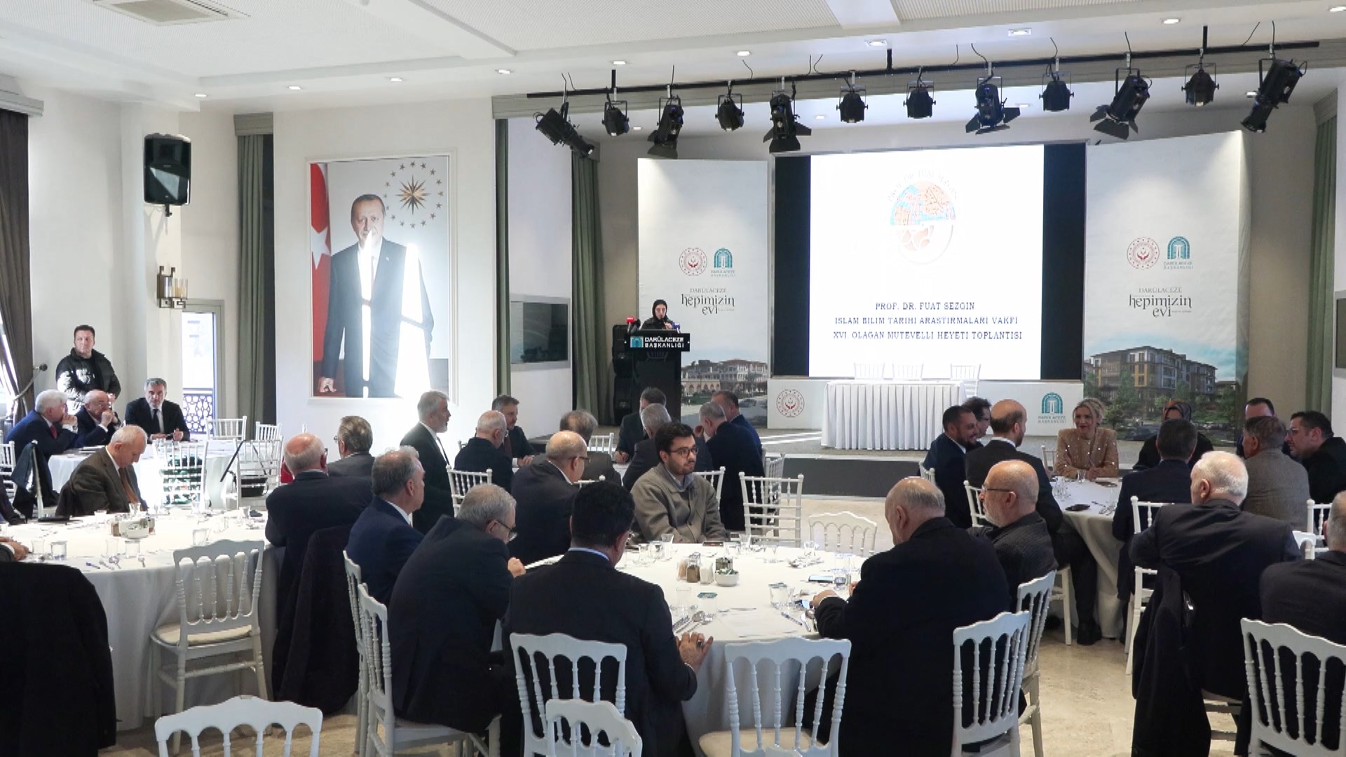 I S T A N B U L B I L A L E R D O G A N E G I T I M I N H E R A 1179077 350248