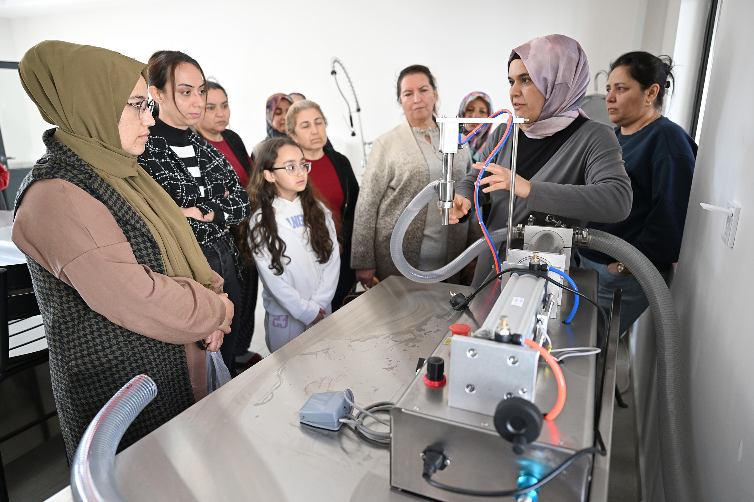 Mersi̇n Büyükşehi̇r Köyümüz Atölye Projeleri̇yle Yerel Ürünlere Değer Katiyor (1)