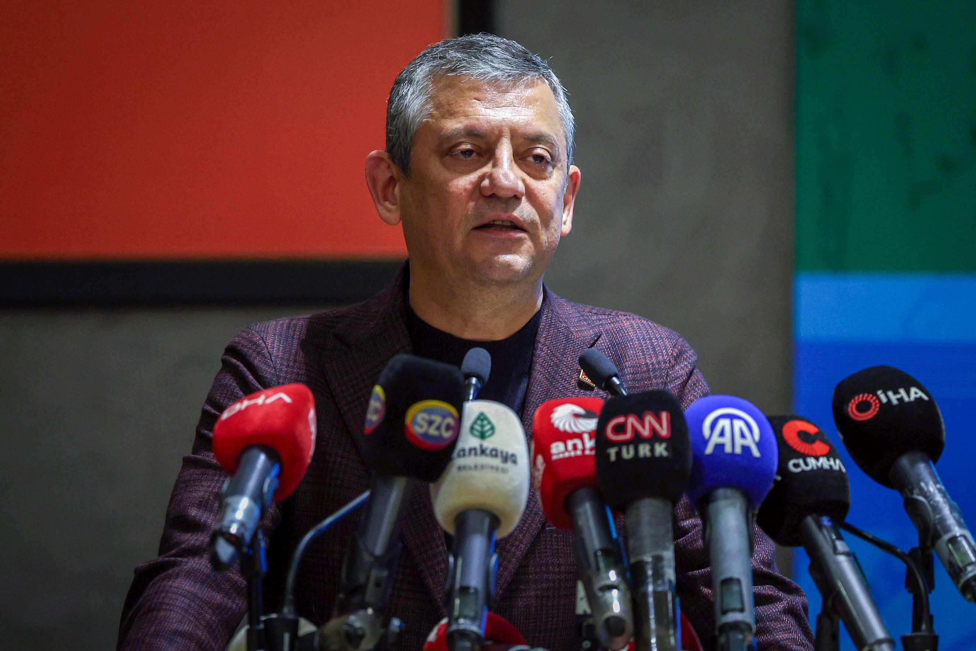 O Z G U R O Z E L B I Z T U R K I Y E’ Y I Z V E T U R K I Y E’ Y 1187781 352944