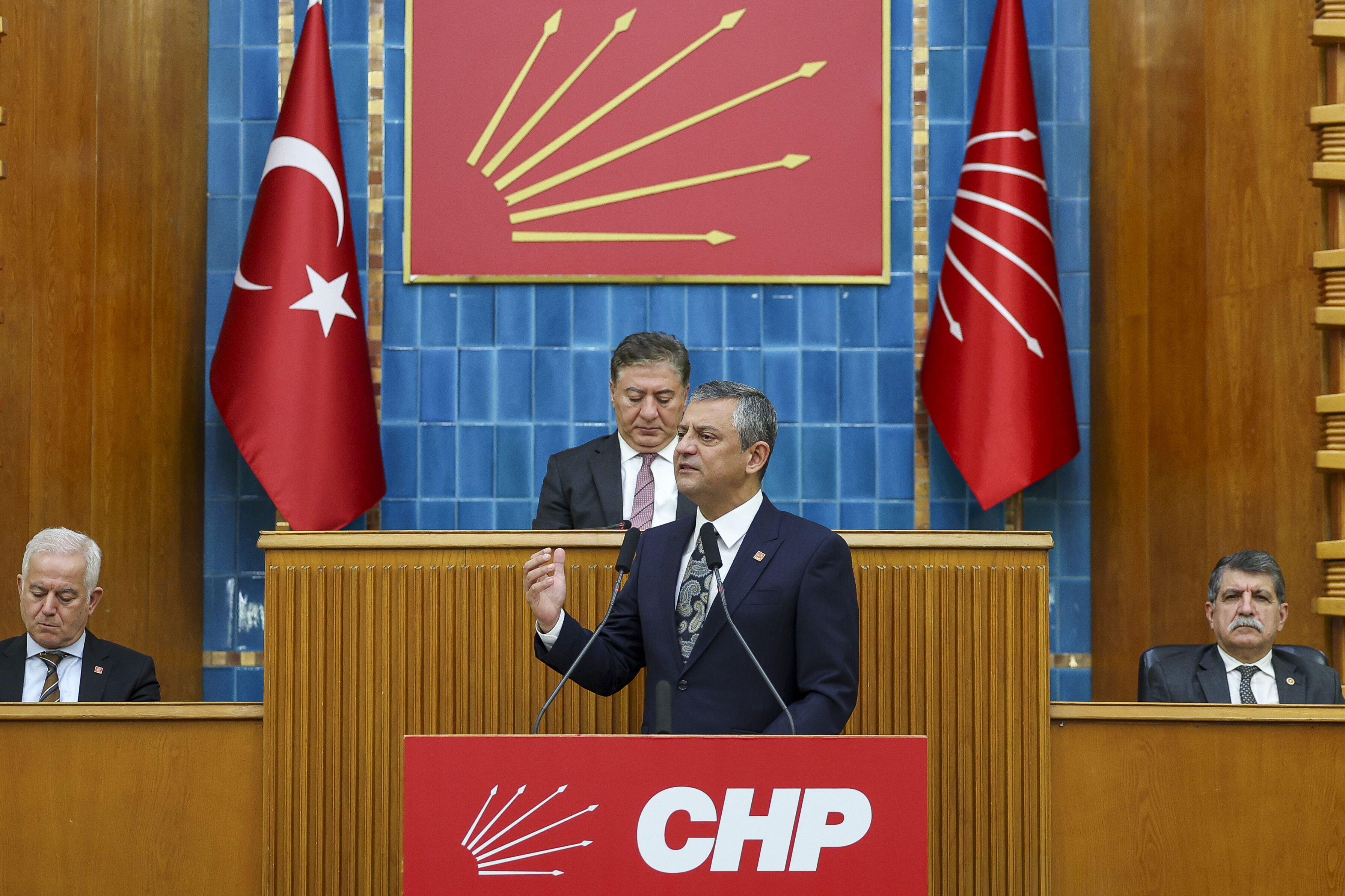 O Z G U R O Z E L M U H A L E F E T I N I F T A R S O F R A S I N D A 1184000 351744