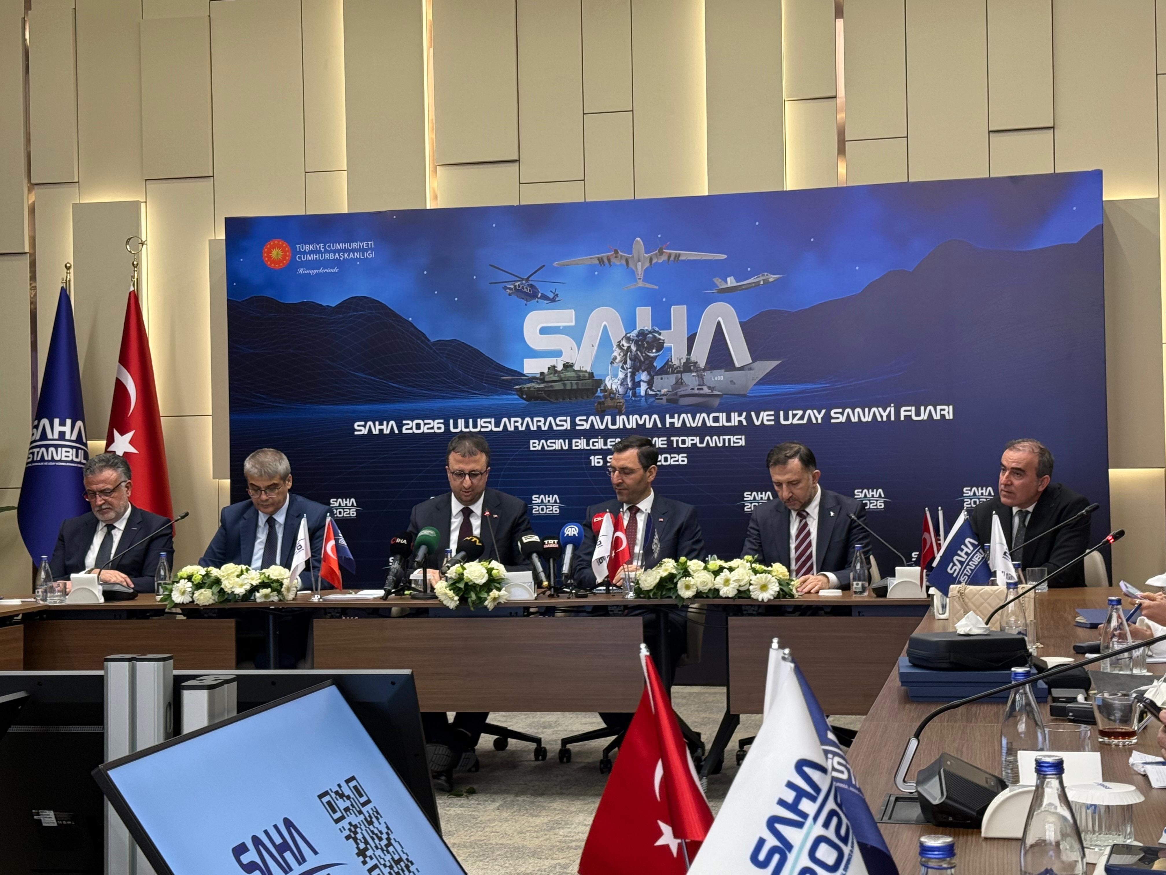 R O K E T S A N G E N E L M U D U R U I K I N C I S A H A E X P O 1171467 347974