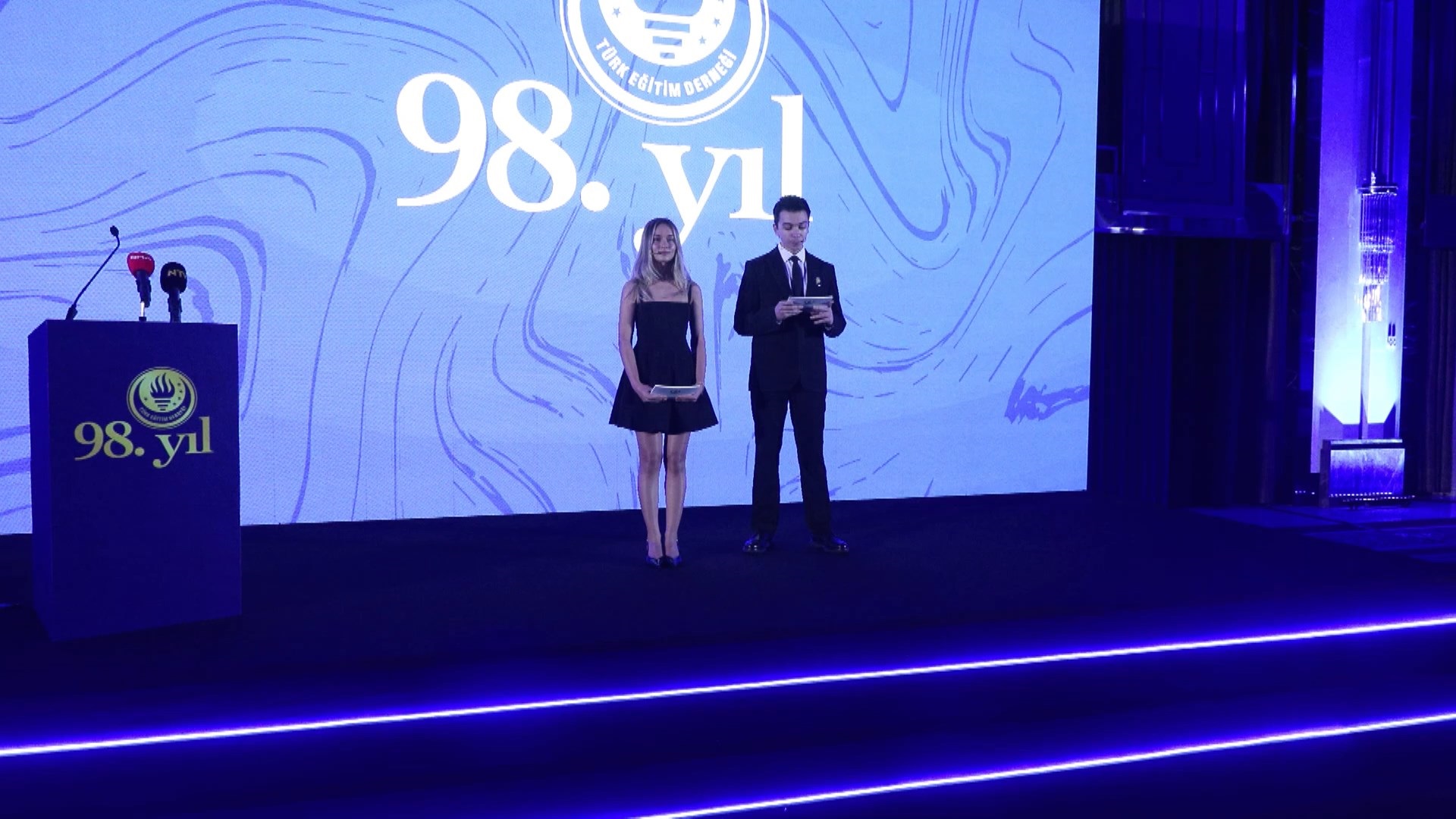 T U R K E G I T I M D E R N E G I 98. Y I L D O N U M U N U O Z E 1166805 346610