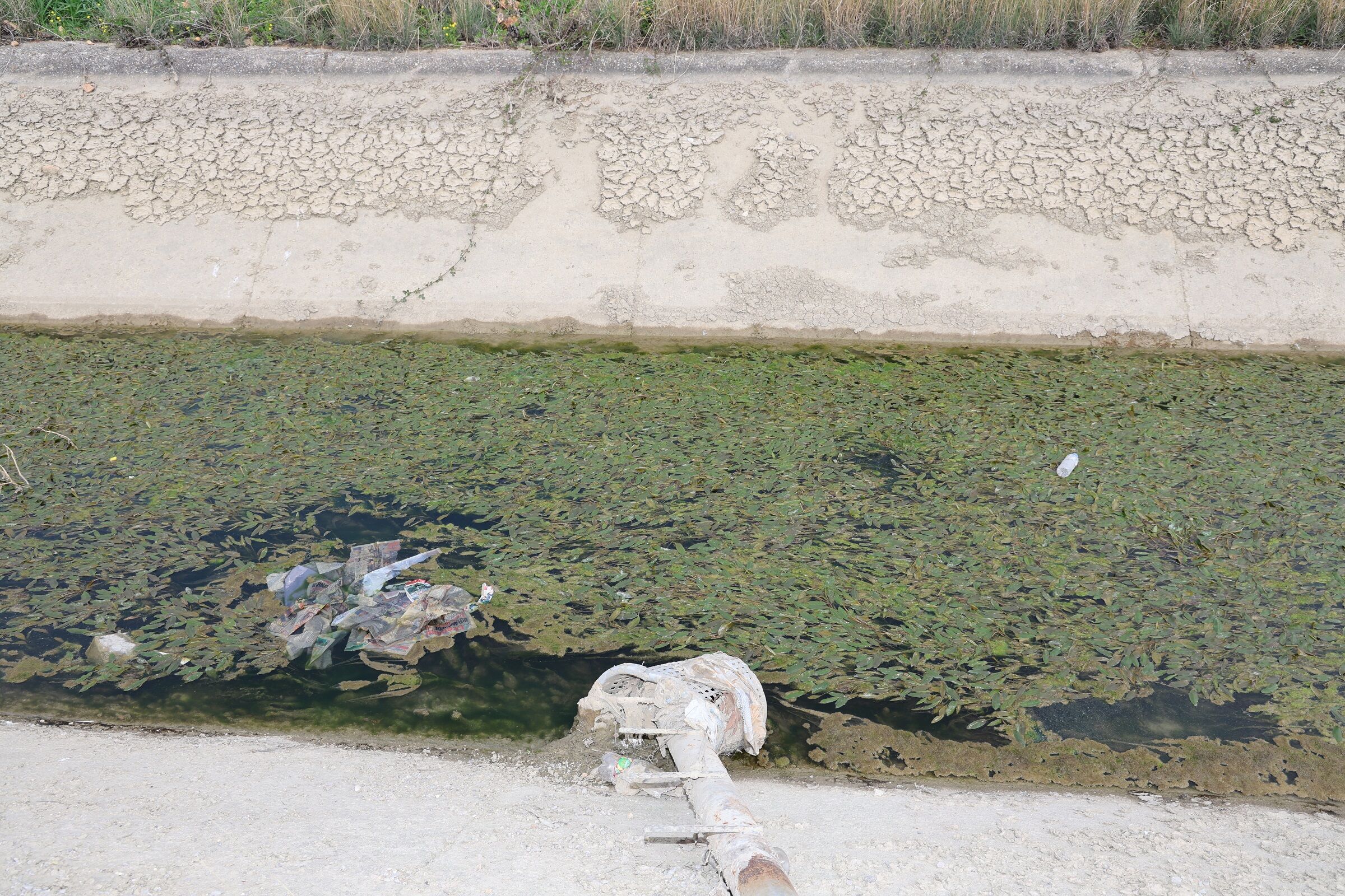 Toroslar Ilçesi Sulama Kanalı