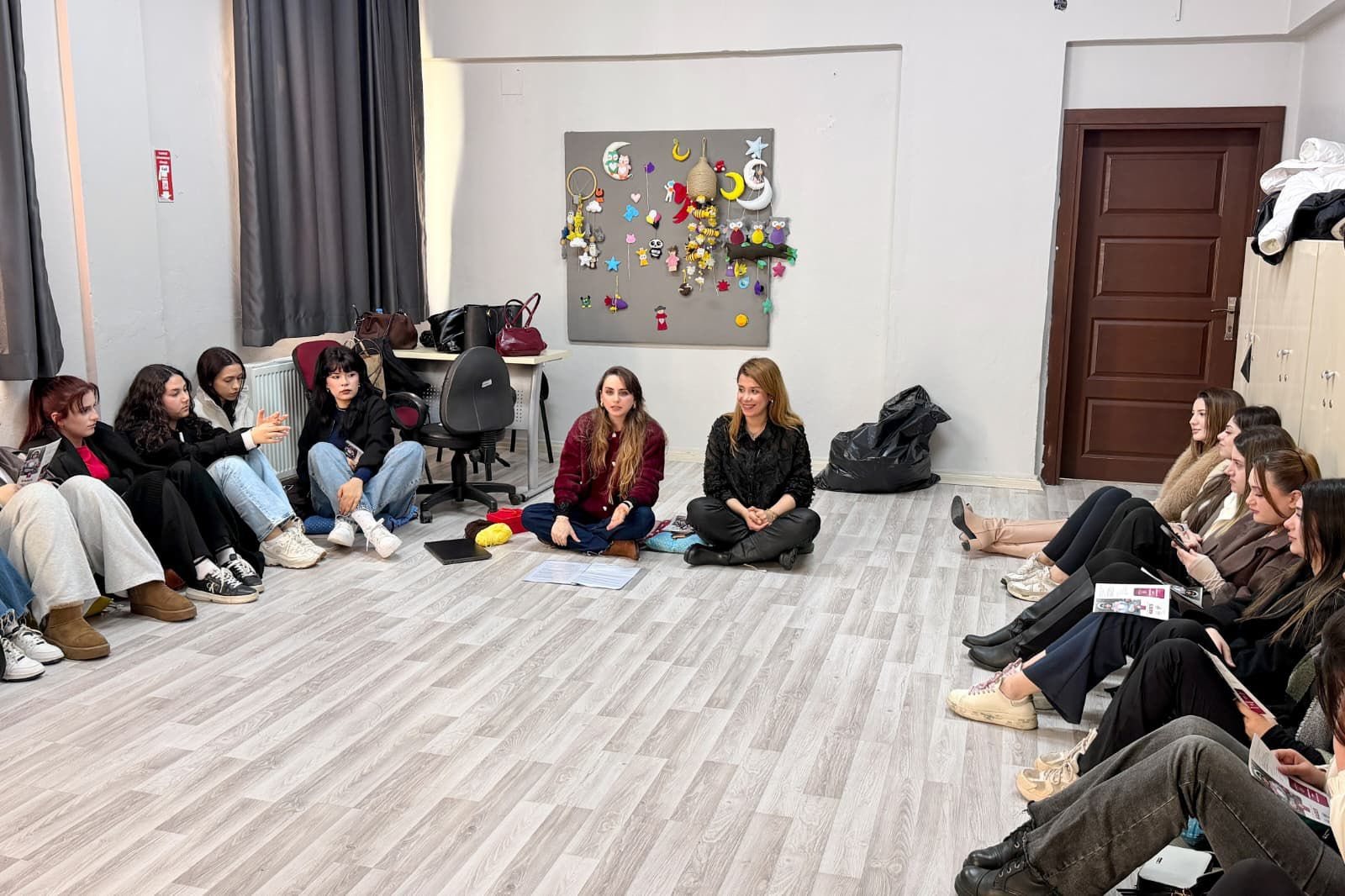 Yenişehir’de Genç Kadınlara ‘Güvenli Ilişki’ Rehberi (2)