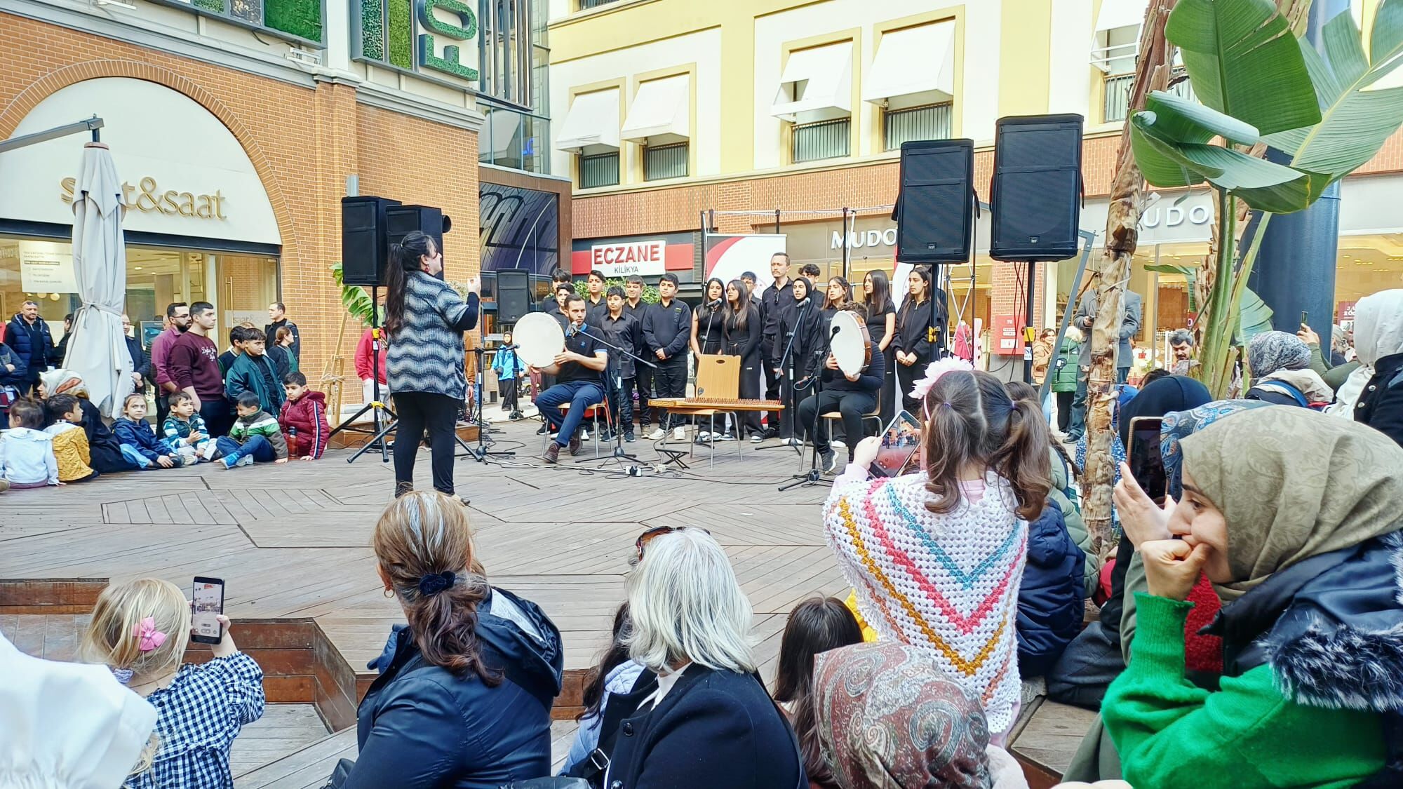 5Bcb370E 5D76 468F 9Fe5 B5D5Ae6585Ac