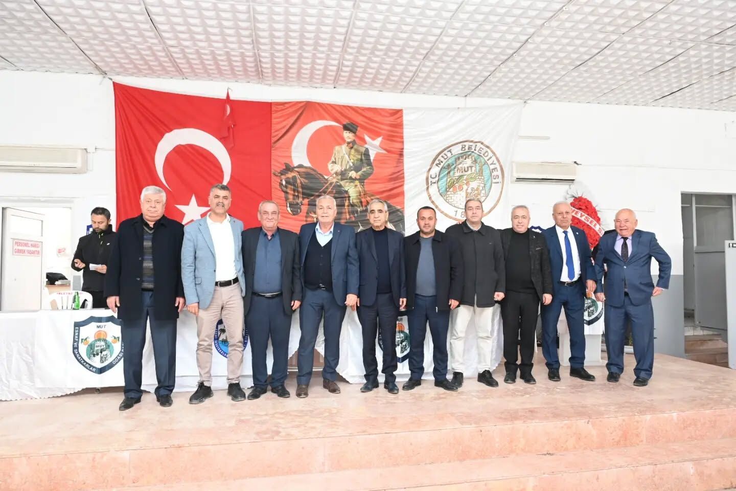 655879665 18544845313071211 3128514984141438947 N