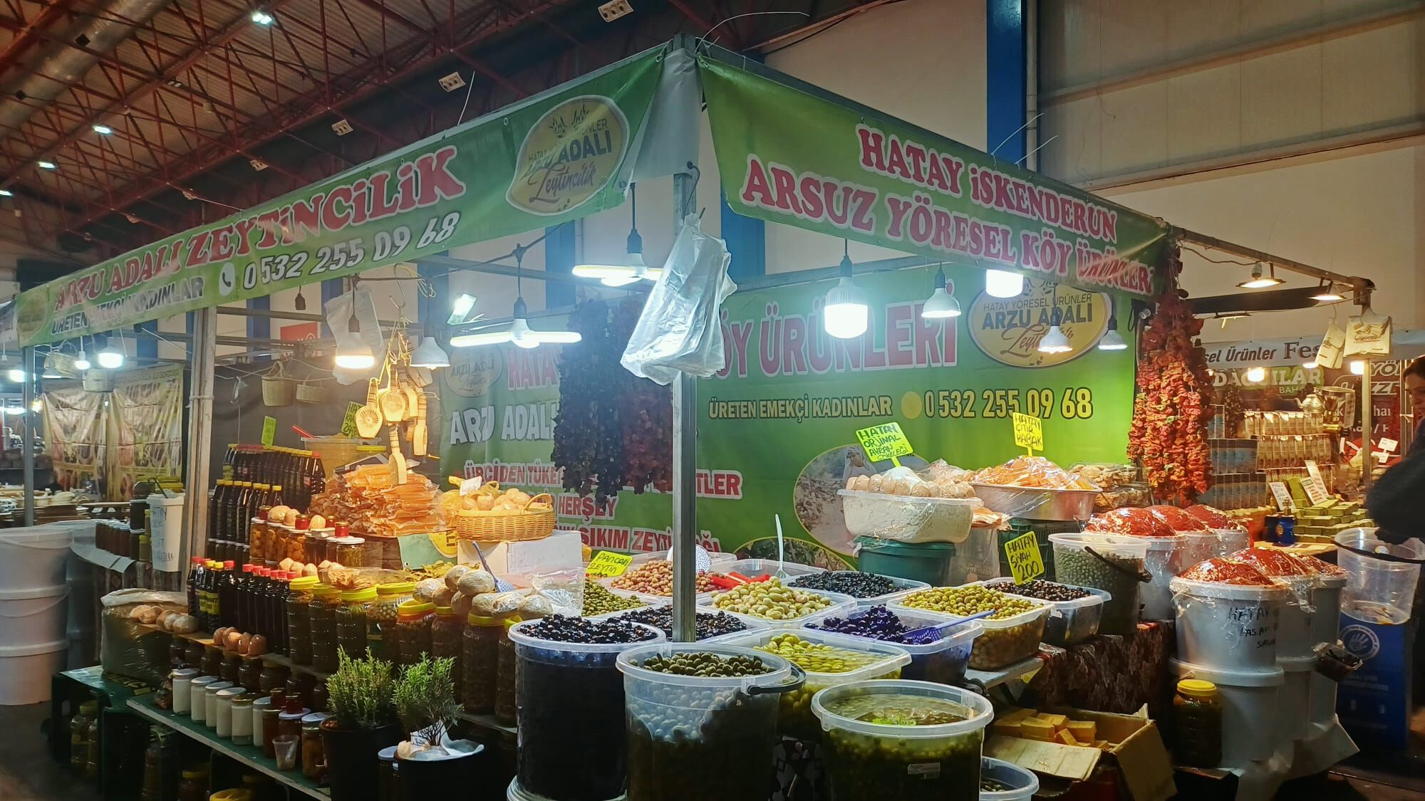 98Fa09B7 374A 41E7 86Fa E8153803B6C5