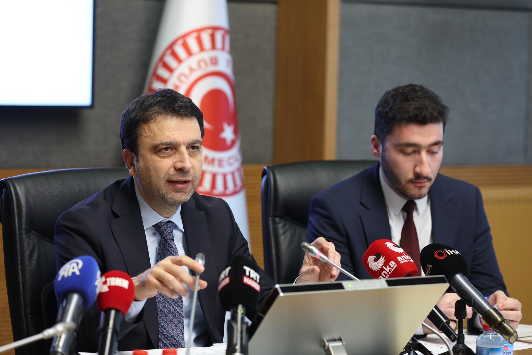 A N K A R A C U M H U R I Y E T B A S S A V C I V E K I L I A K D O G A 1227430 365075