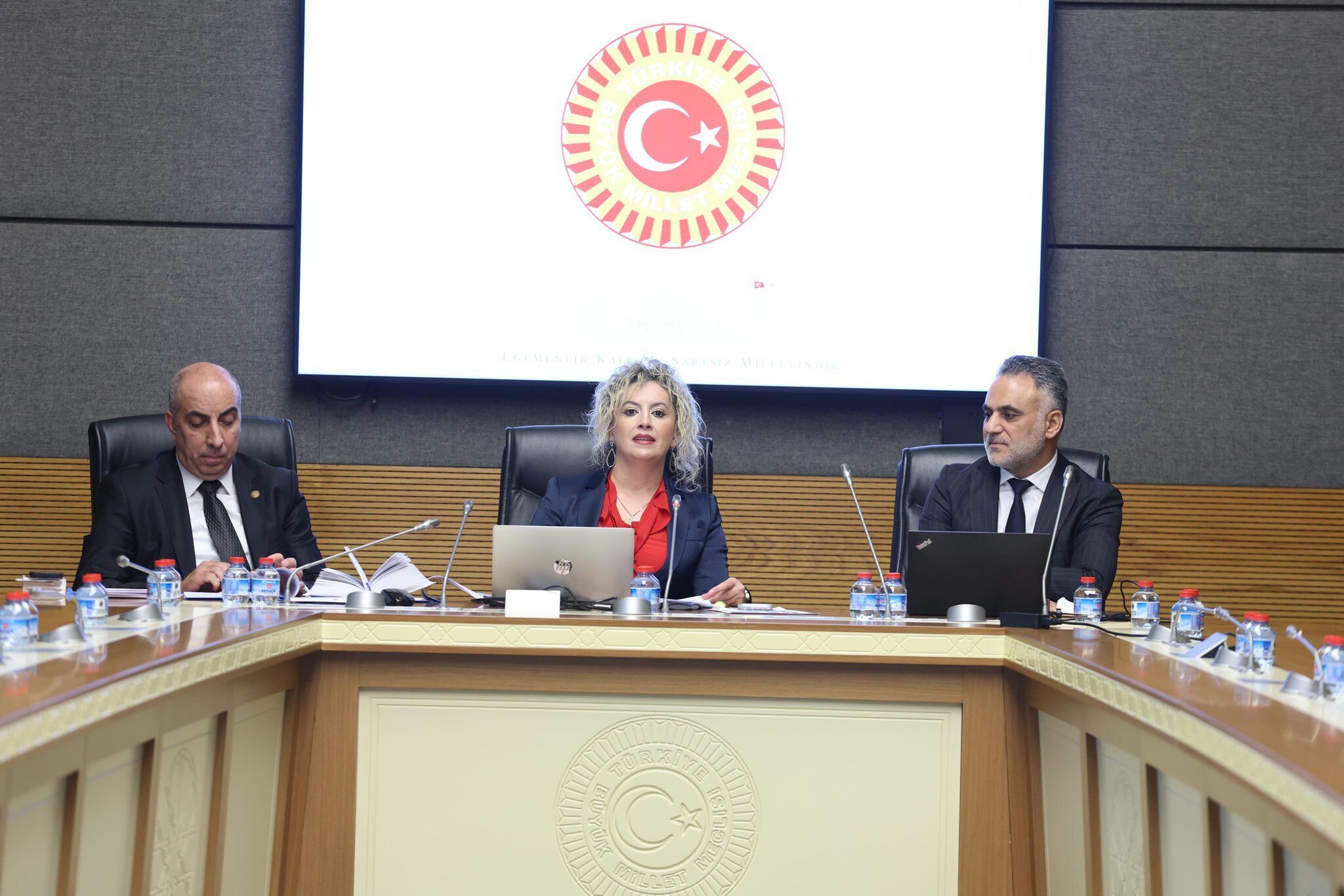 A N K A R A C U M H U R I Y E T B A S S A V C I V E K I L I A K D O G A 1227431 365075