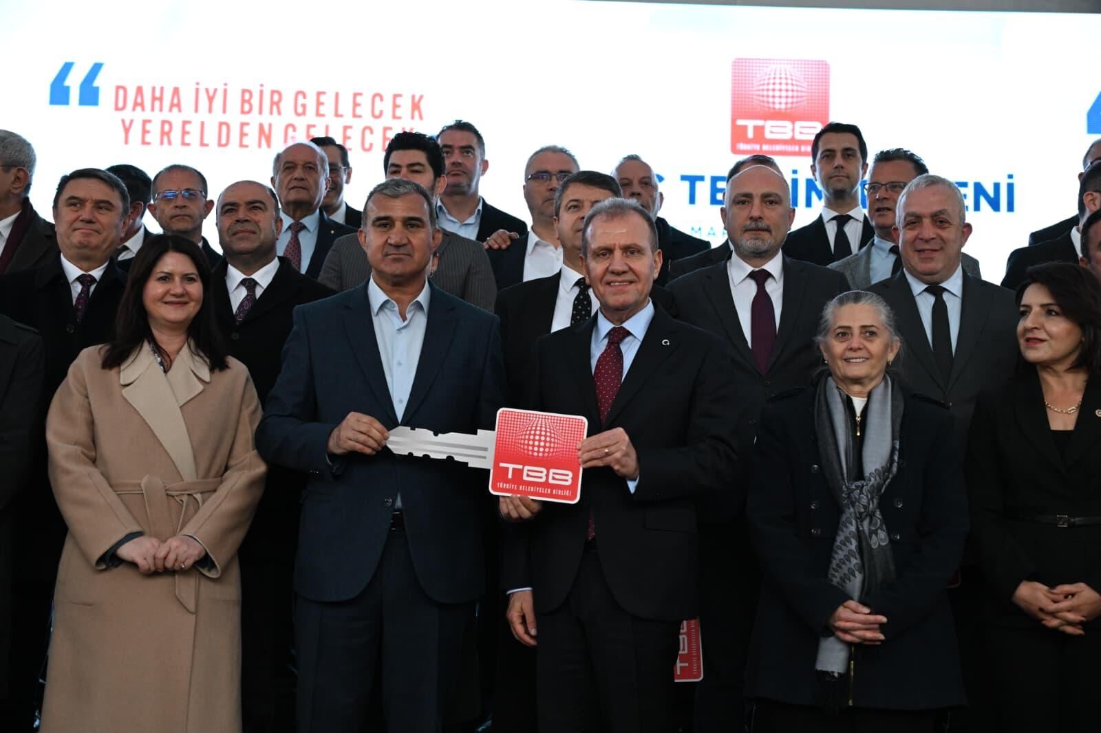 Başkan Seçer, Tbb Tarafindan Düzenlenen ‘Araç Tesli̇m Töreni̇’ne Katildi (2)