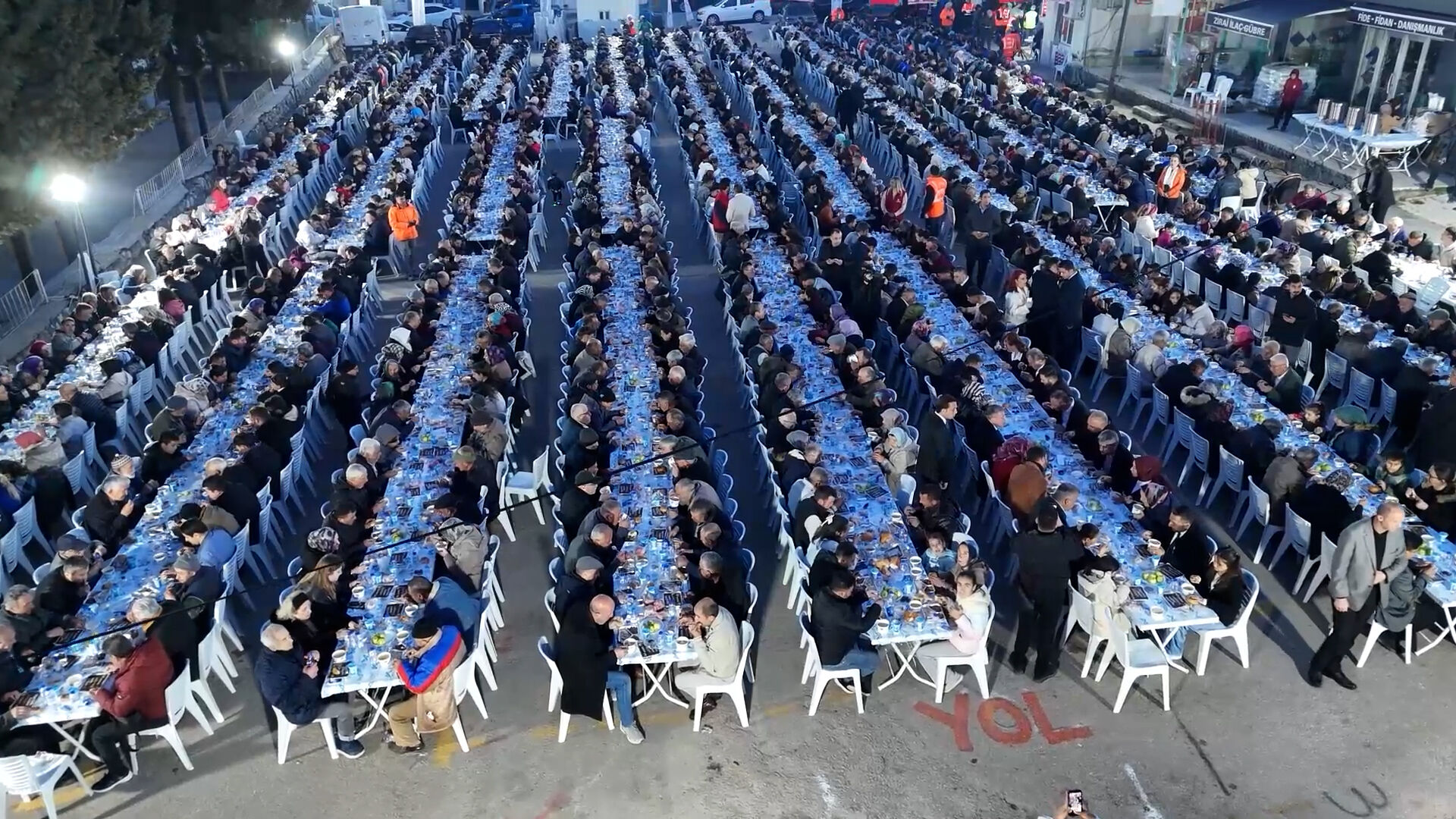 Başkan Seçer Ve Meral Seçer Gülnarlilarla İftar Sofrasinda Buluştu (18)