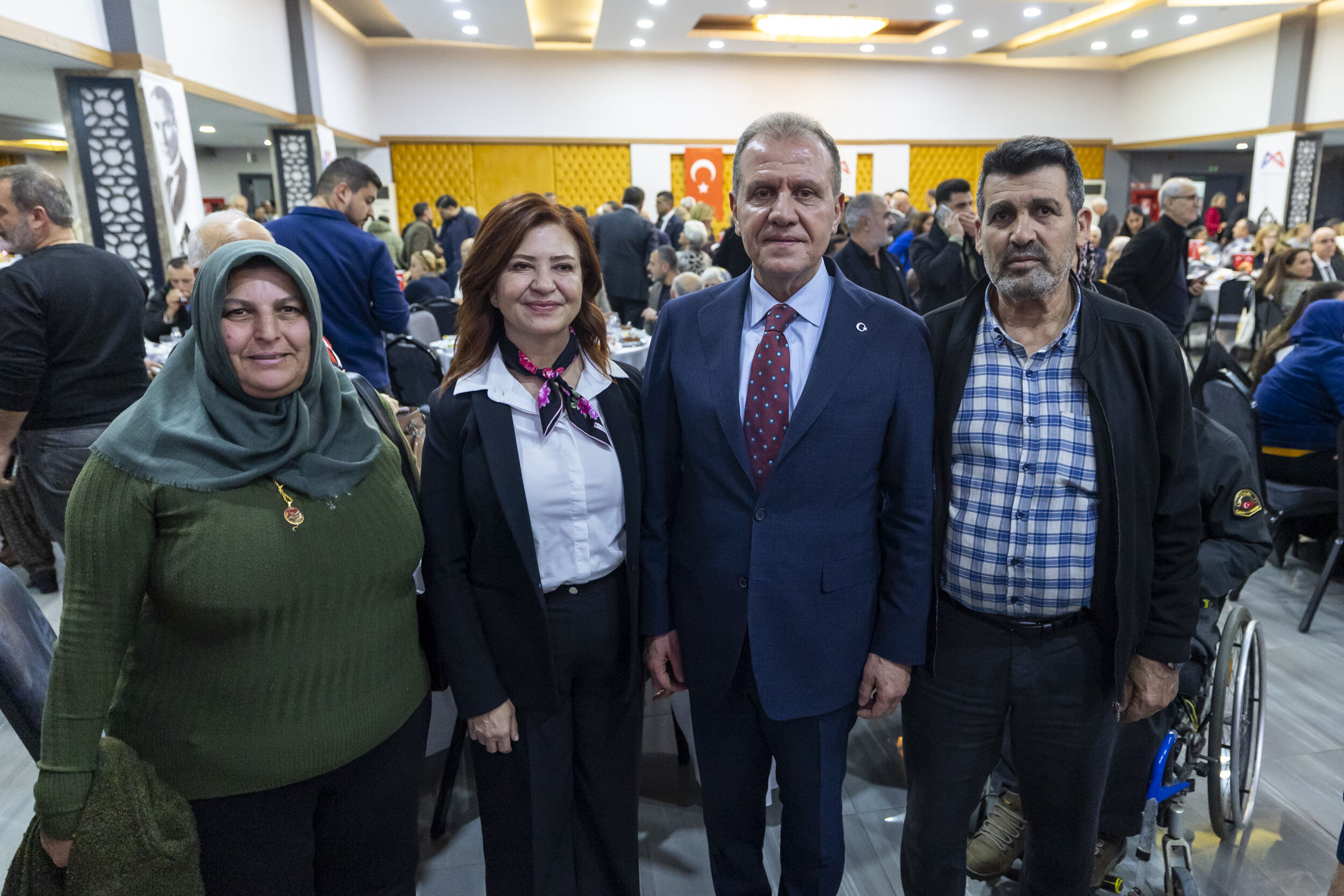 Başkan Seçer Ve Meral Seçer Şehi̇t Ai̇leleri̇, Gazi̇ler Ve Gazi̇ Yakinlari İle İftar Sofrasinda Buluştu (8)