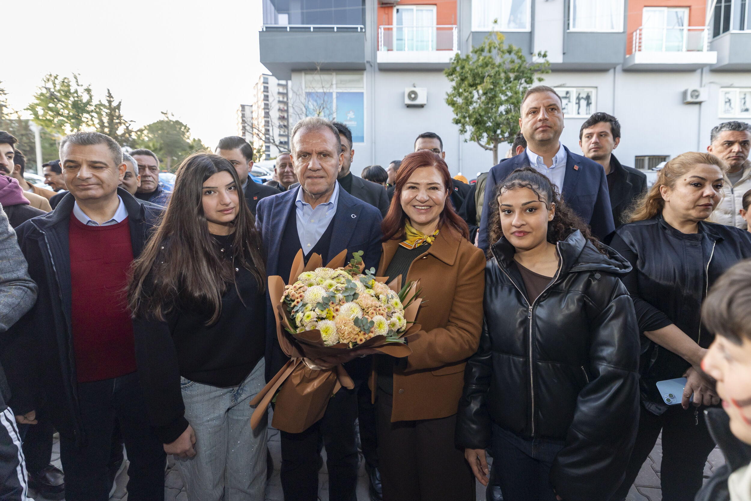 Başkan Seçer Ve Meral Seçer Tarsuslularla İftar Sofrasinda Buluştu (14)