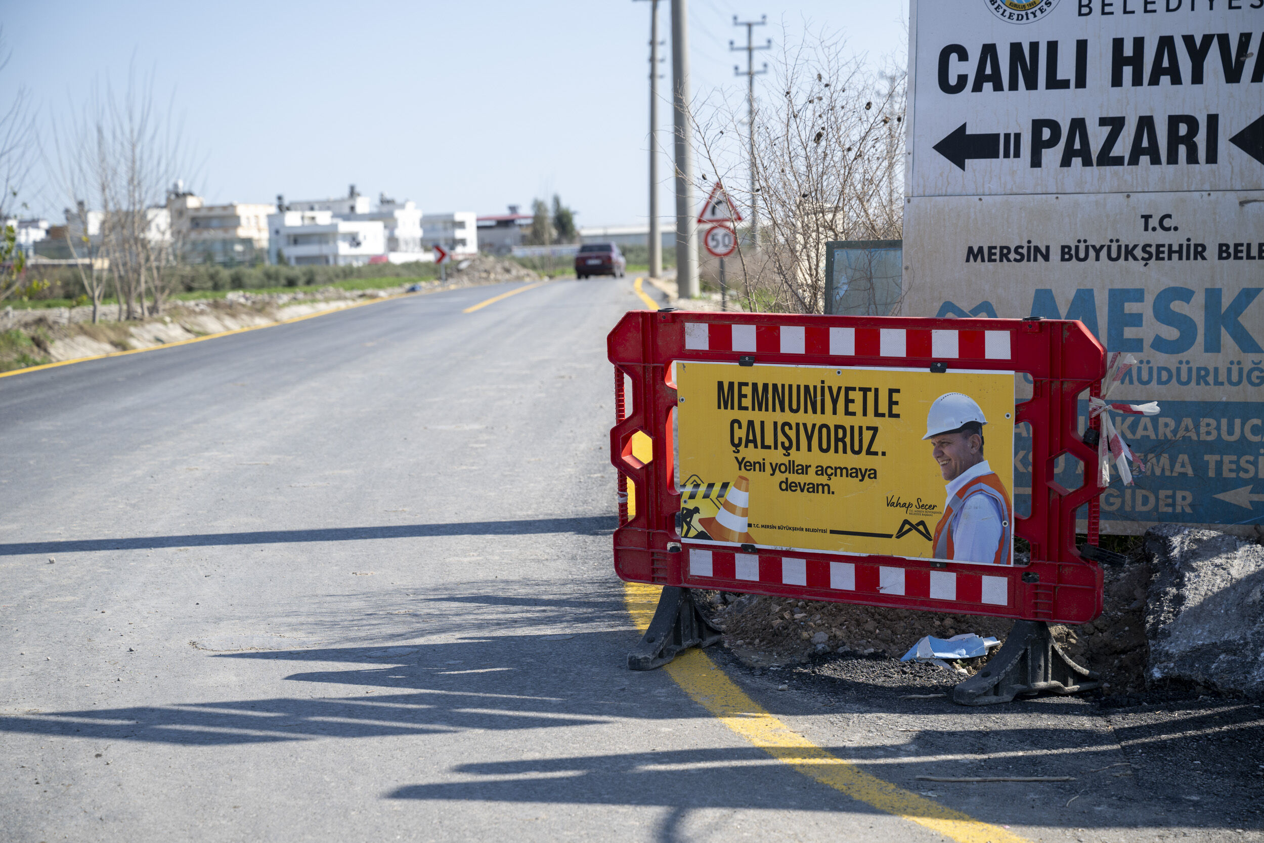 Büyükşehi̇r’i̇n Dokunuşuyla Tarsus Ulubatli Hasan Bulvari Yepyeni̇ Görünüme Kavuştu (1)