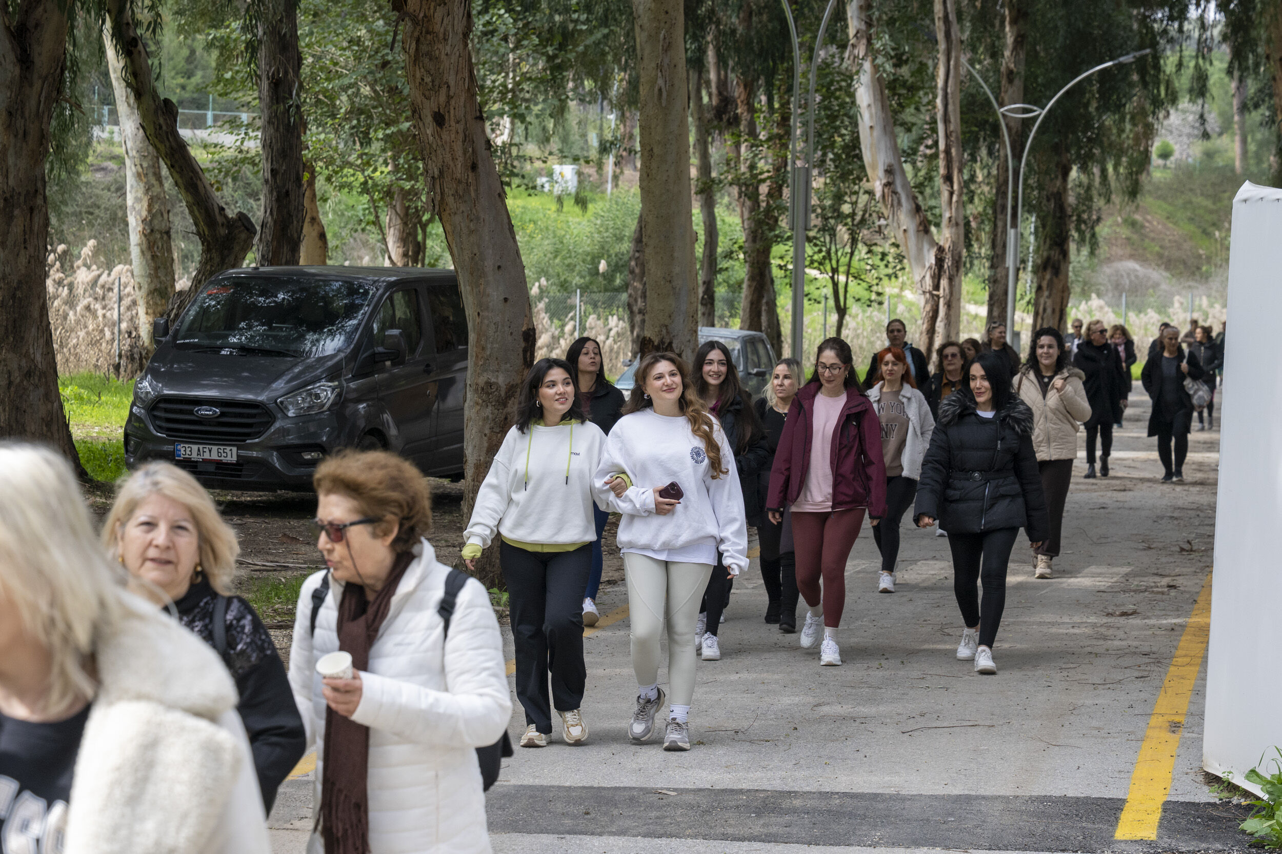 Büyükşehi̇r’le Kadinlar, Doğada Sağlik Ve Sanat Dolu Bi̇r Buluşma Gerçekleşti̇rdi̇ (3)