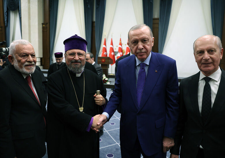 C U M H U R B A S K A N I E R D O G A N D I N I A Z I N L I K T E M S 1206379 358721