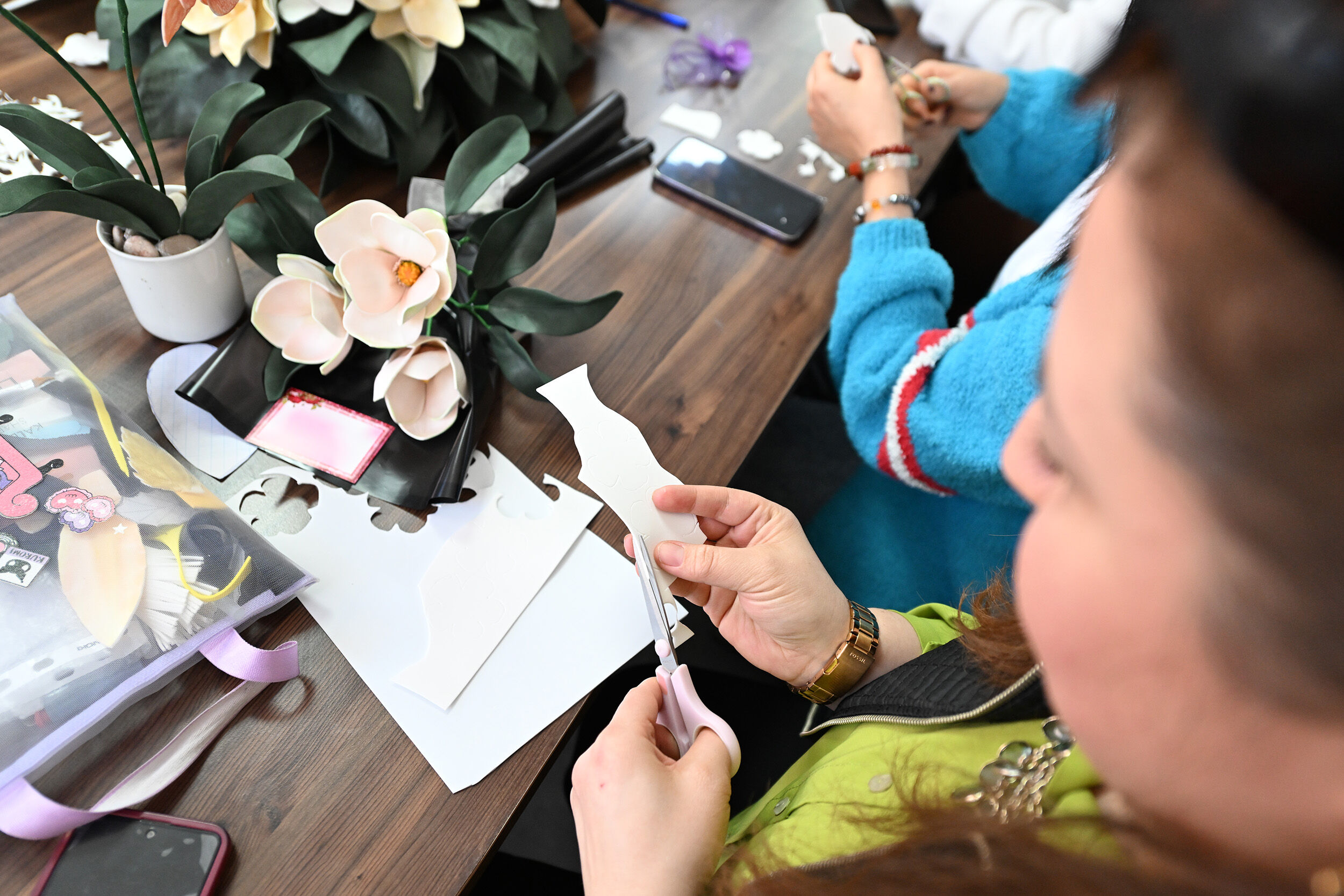 Mersi̇n Büyükşehi̇r’i̇n Mercek Kurslarinda Kadinlar Üretti̇kçe Kazaniyor (2)