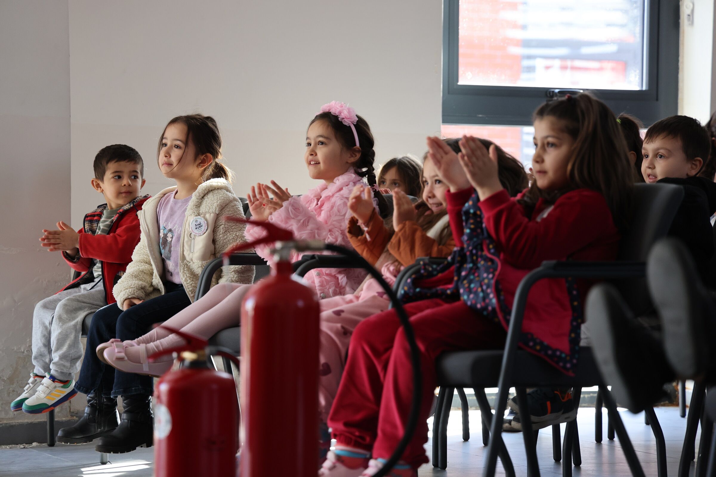 Minik Öğrenciler Ata Eğitim Merkezini Ziyaret Etti (2)